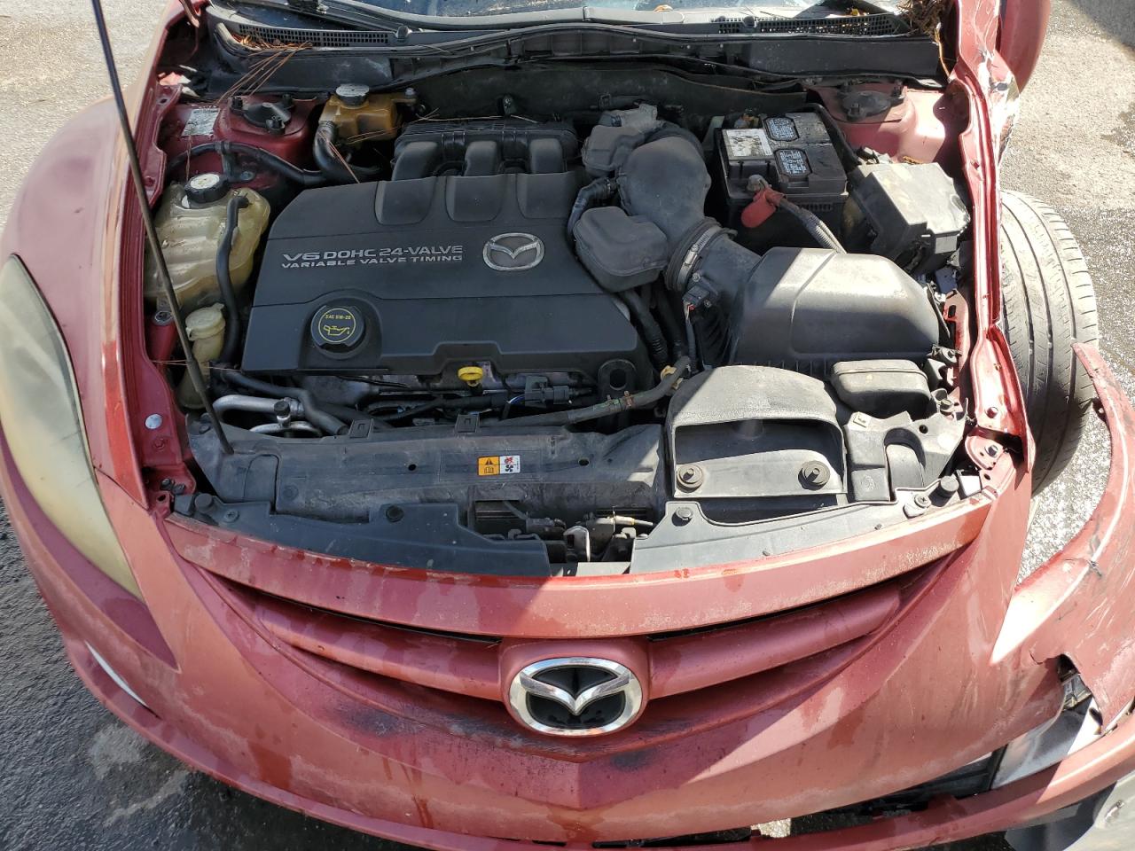 2009 Mazda 6 S Красный vin: 1YVHP82B995M11127