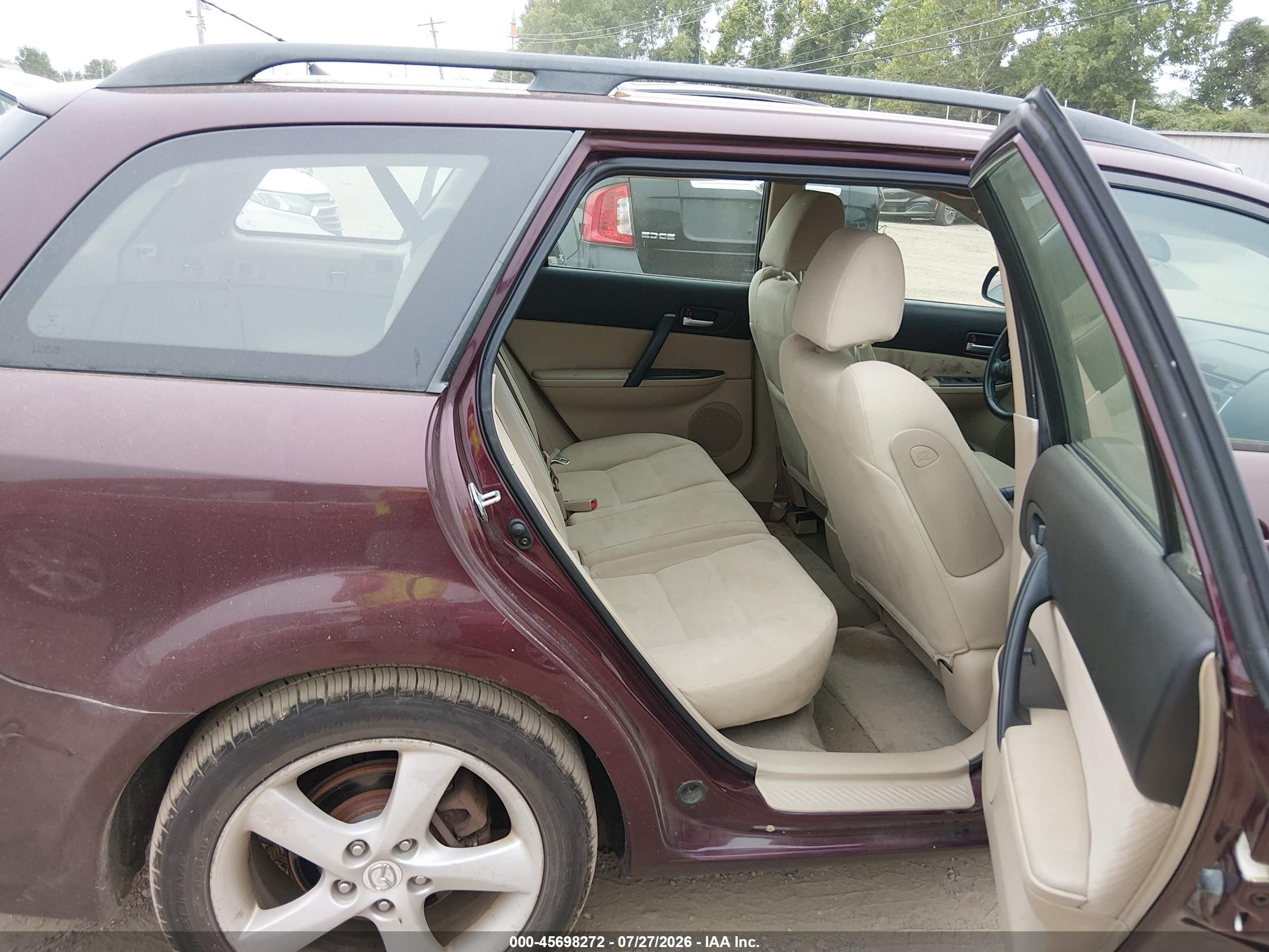 2006 Mazda Mazda6 S Maroon vin: 1YVHP82D065M03222