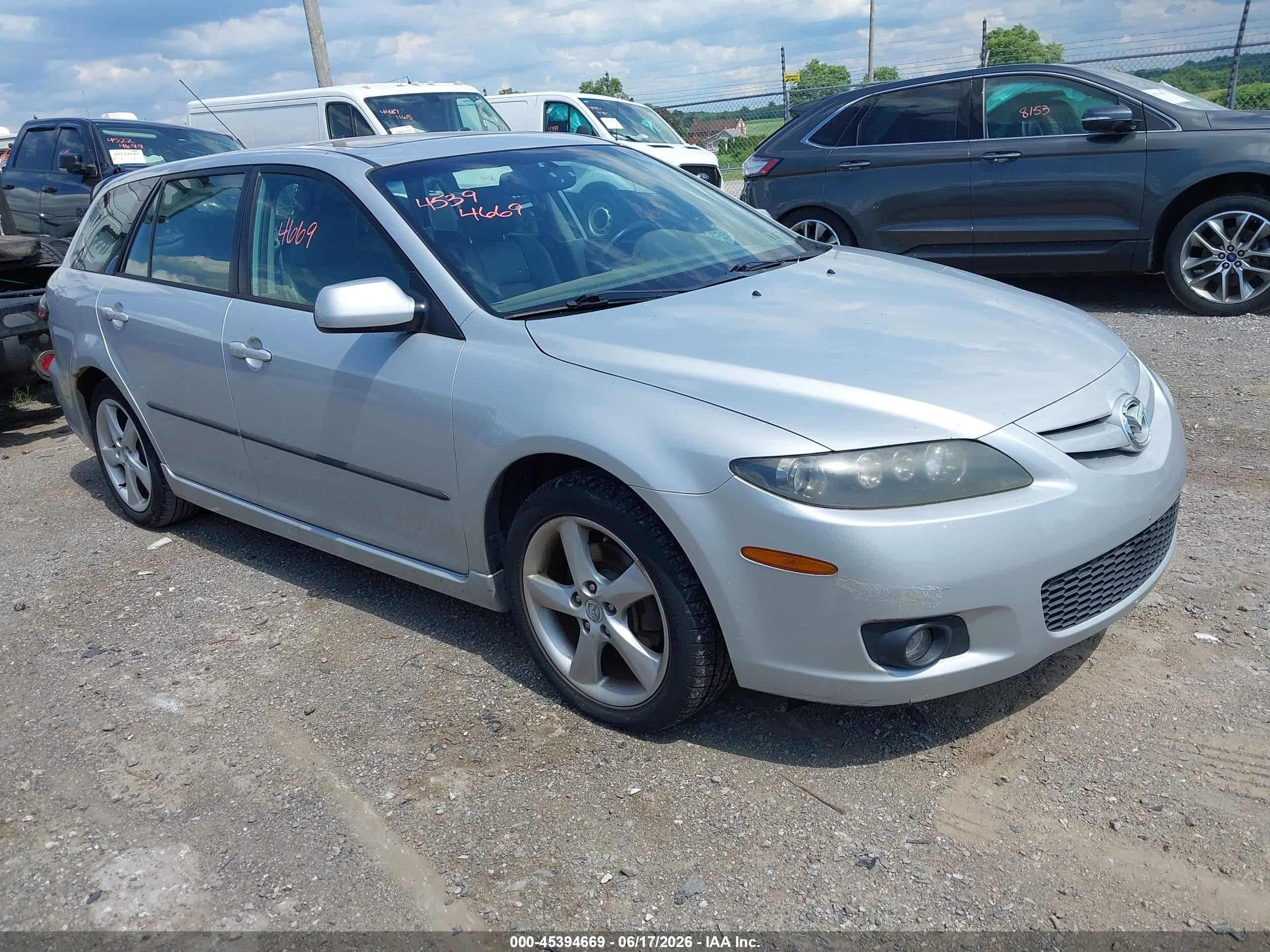 2007 Mazda Mazda6 S Grand Touring Silver vin: 1YVHP83D375M09077