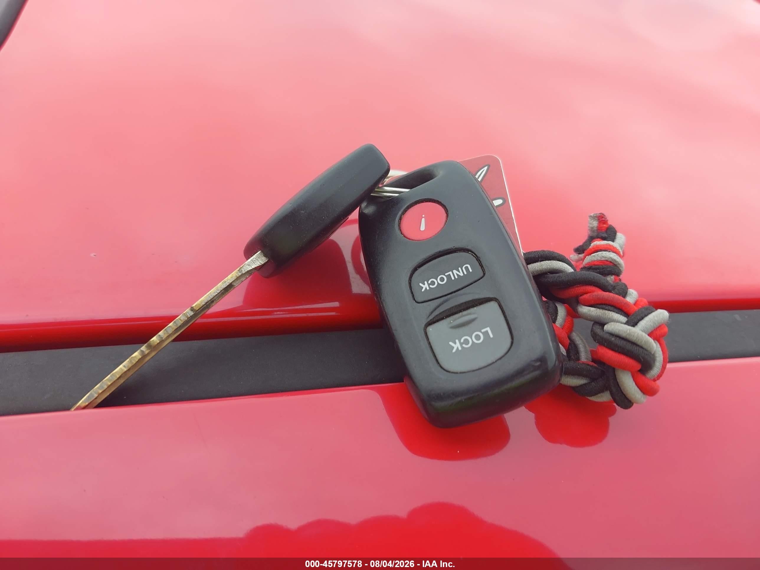 2004 Mazda Mazda6 I Red vin: 1YVHP84C045N85103