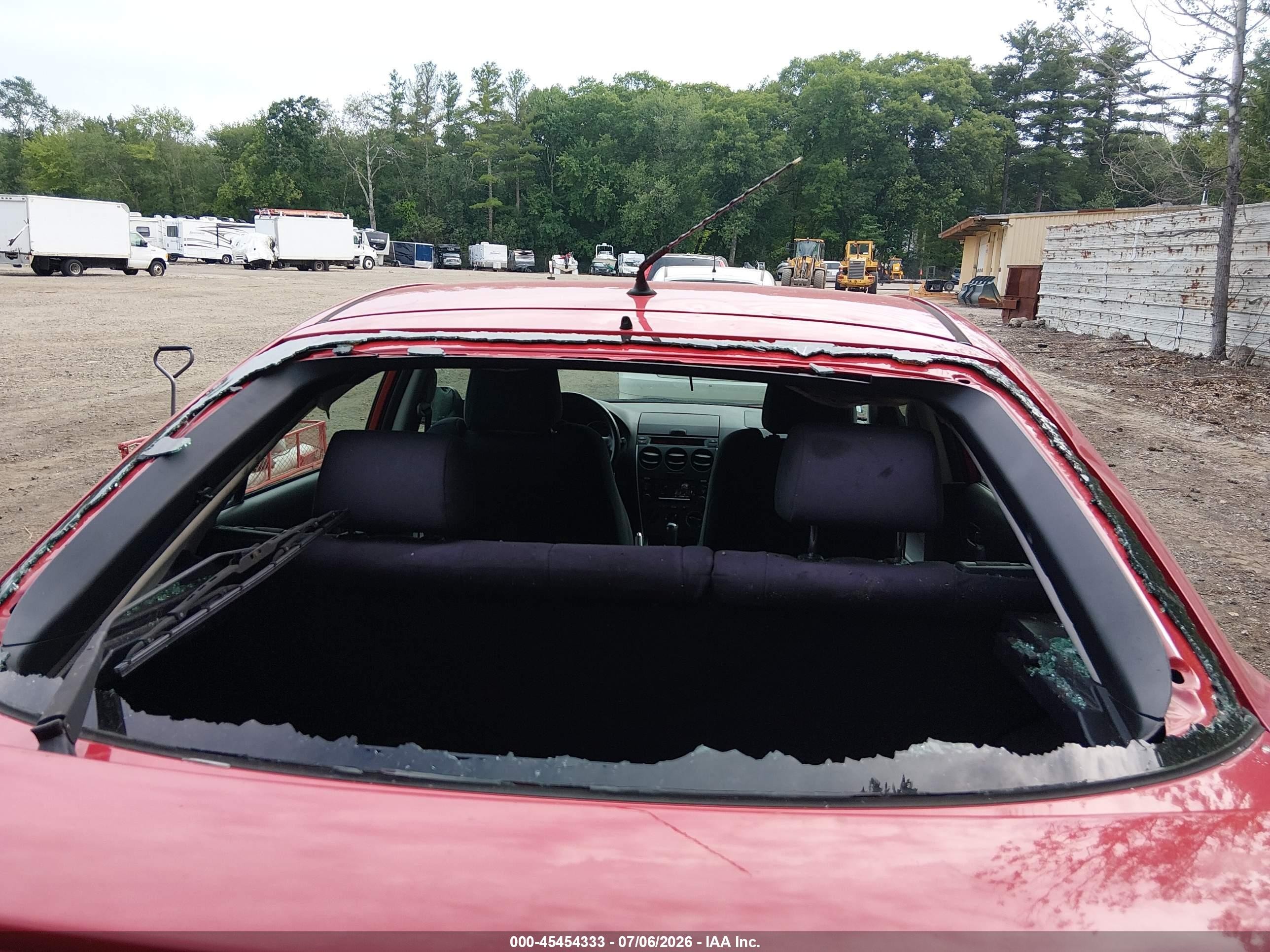 2008 Mazda Mazda6 I Sport Ve Red vin: 1YVHP84C185M01924
