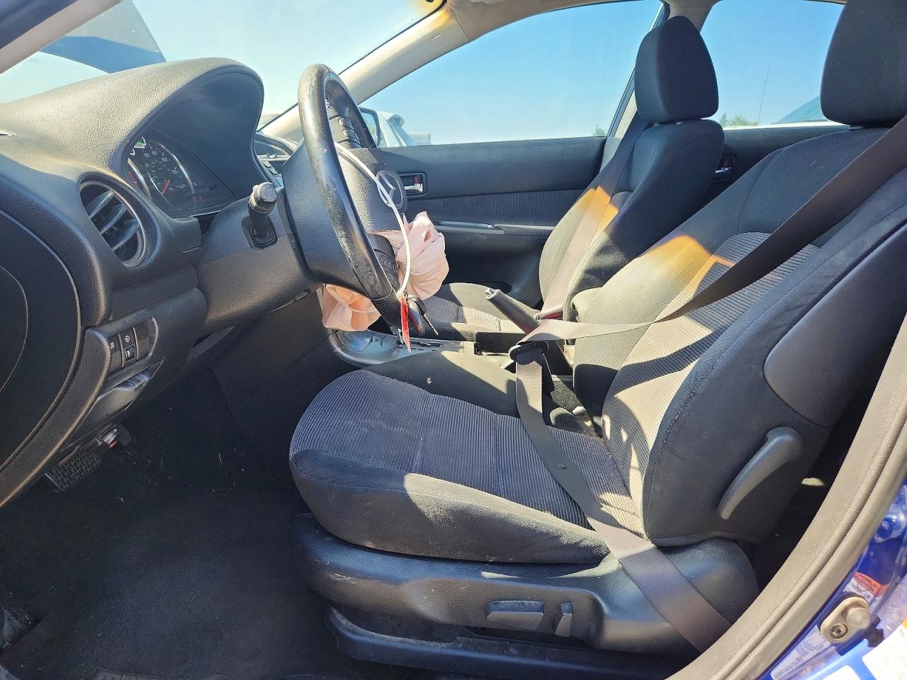 2005 Mazda 6 I Blue vin: 1YVHP84C255M68656