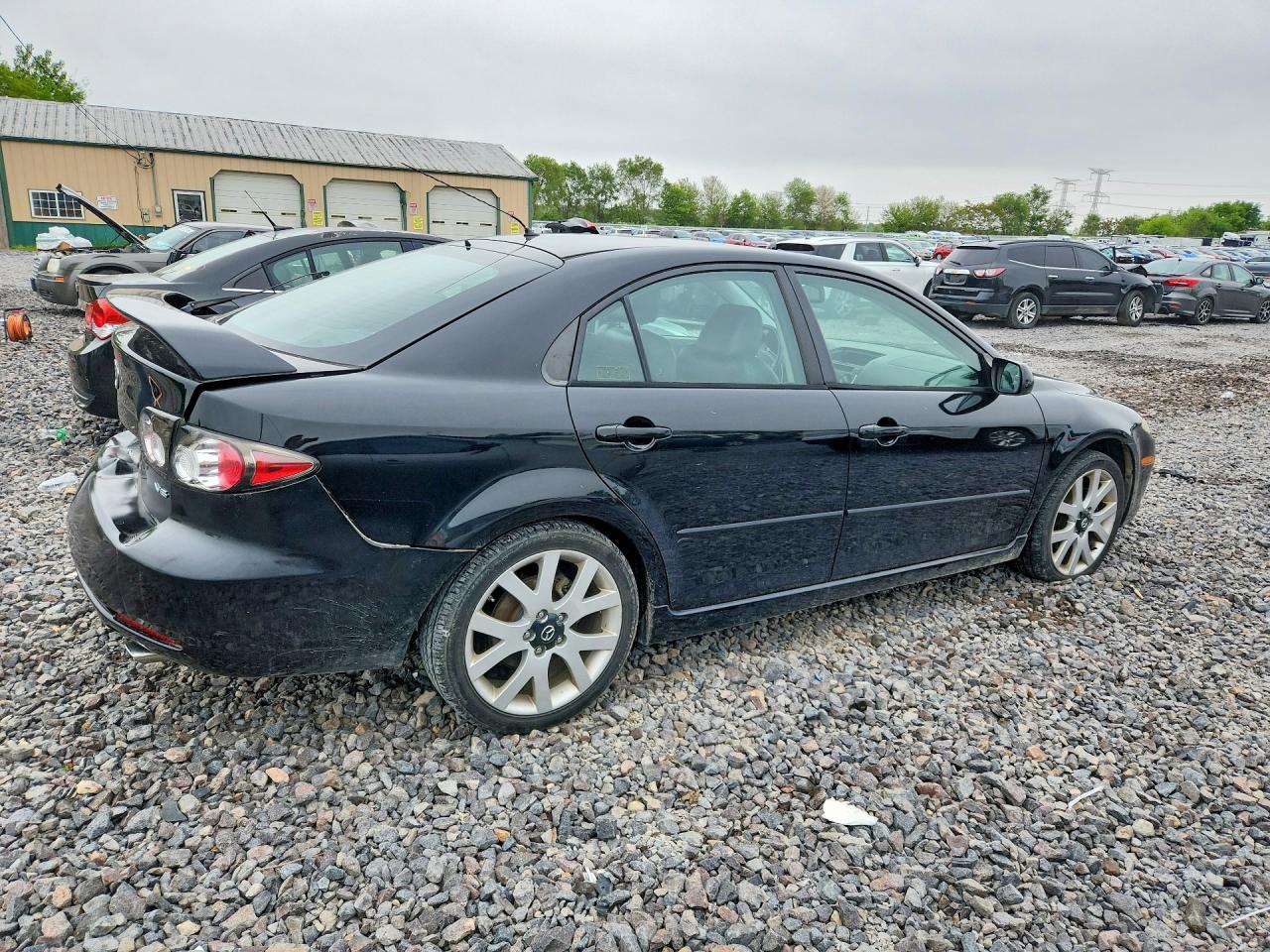 2008 Mazda 6 S Черный vin: 1YVHP85D885M26312
