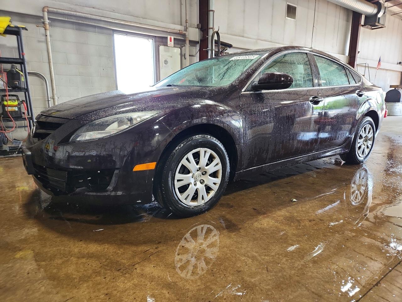 2011 Mazda 6 I Burgundy vin: 1YVHZ8BH0B5M07102