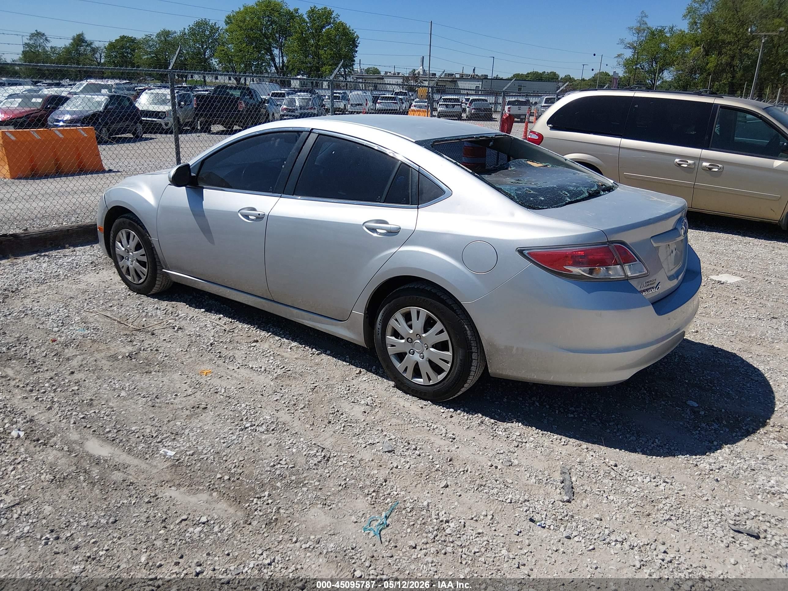 2012 Mazda Mazda6 I Sport Silver vin: 1YVHZ8BH0C5M41008