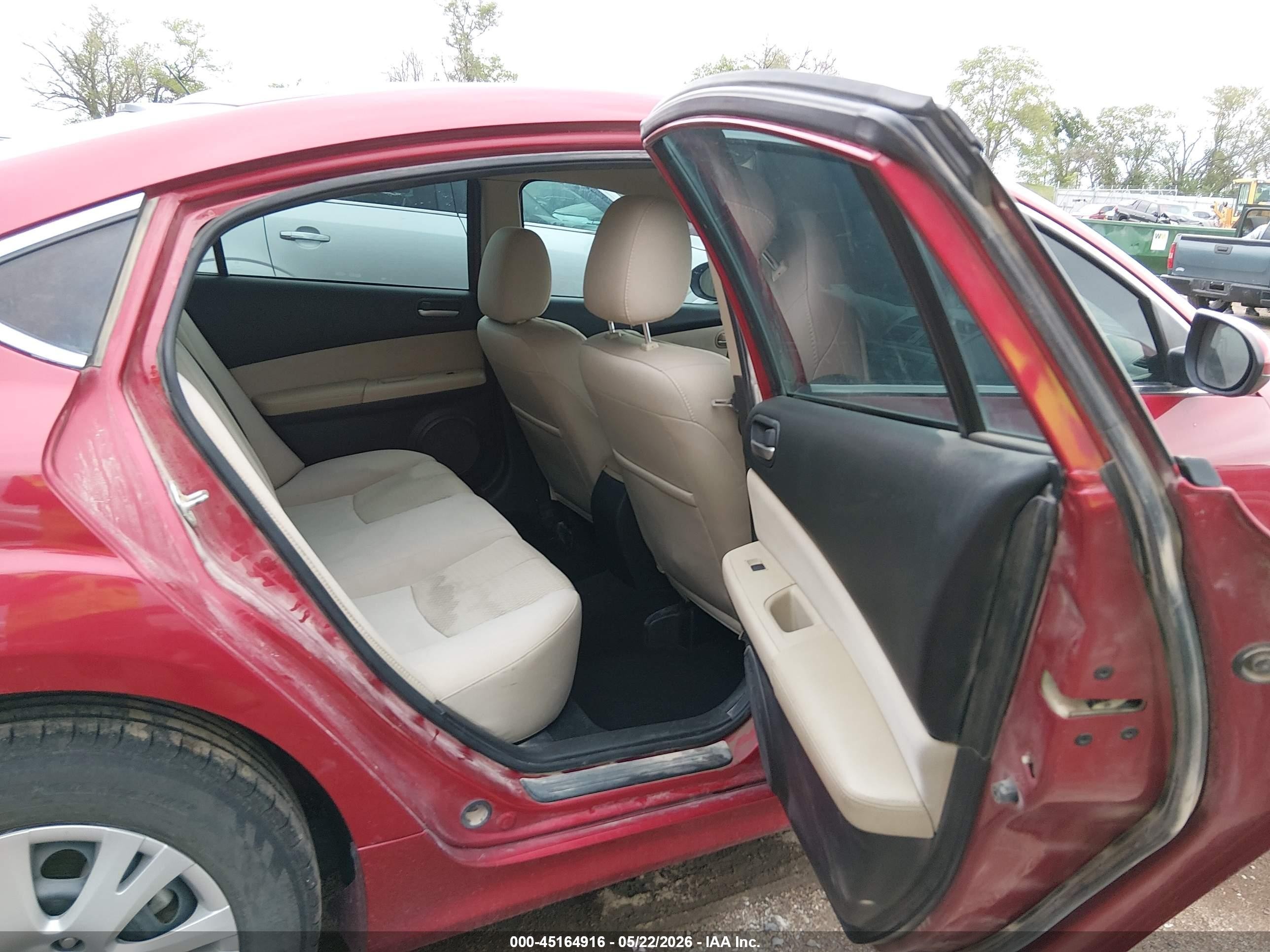 2013 Mazda Mazda6 I Sport Red vin: 1YVHZ8BH0D5M04753