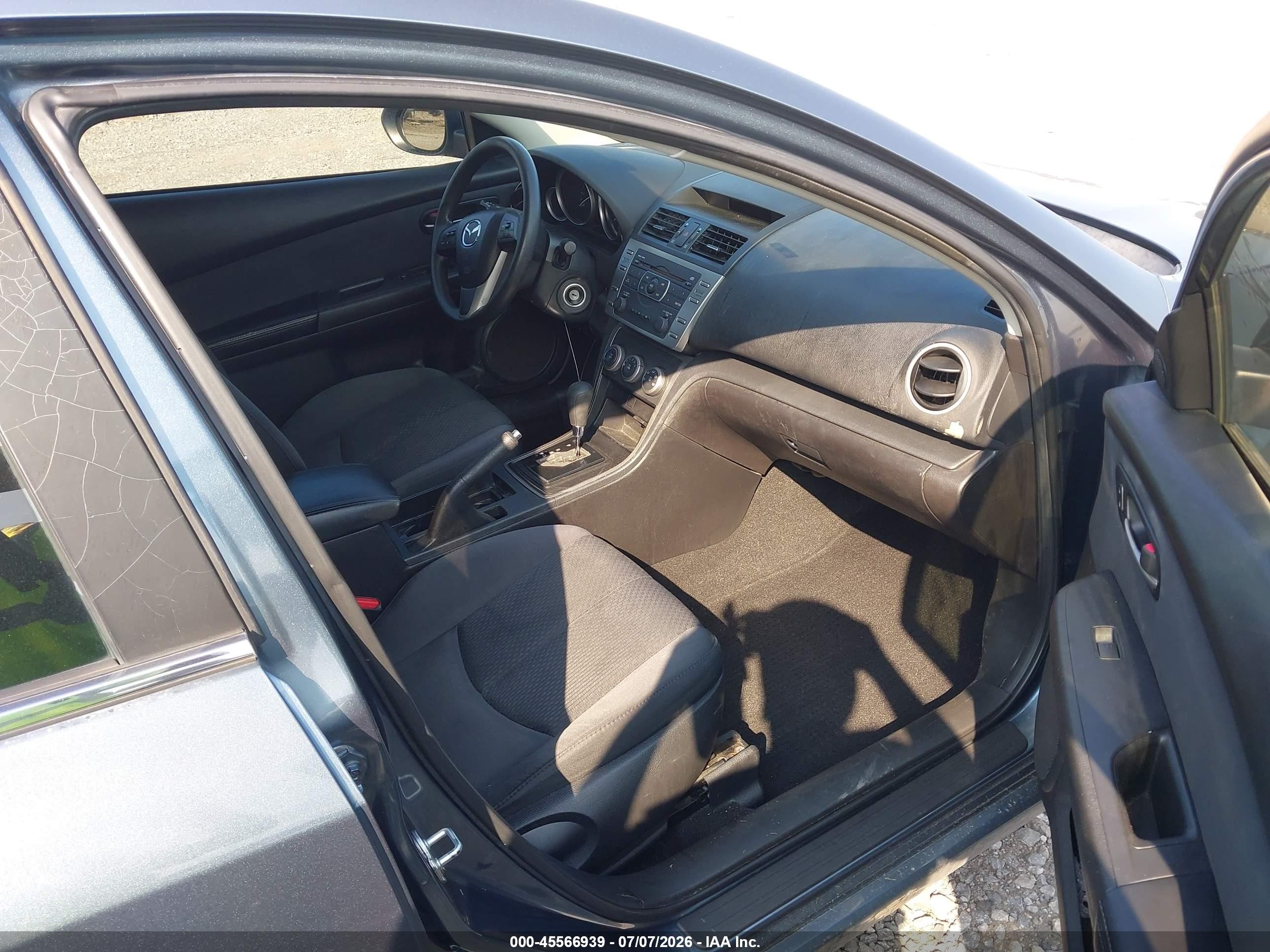 2013 Mazda Mazda6 I Sport Синий vin: 1YVHZ8BH0D5M14375