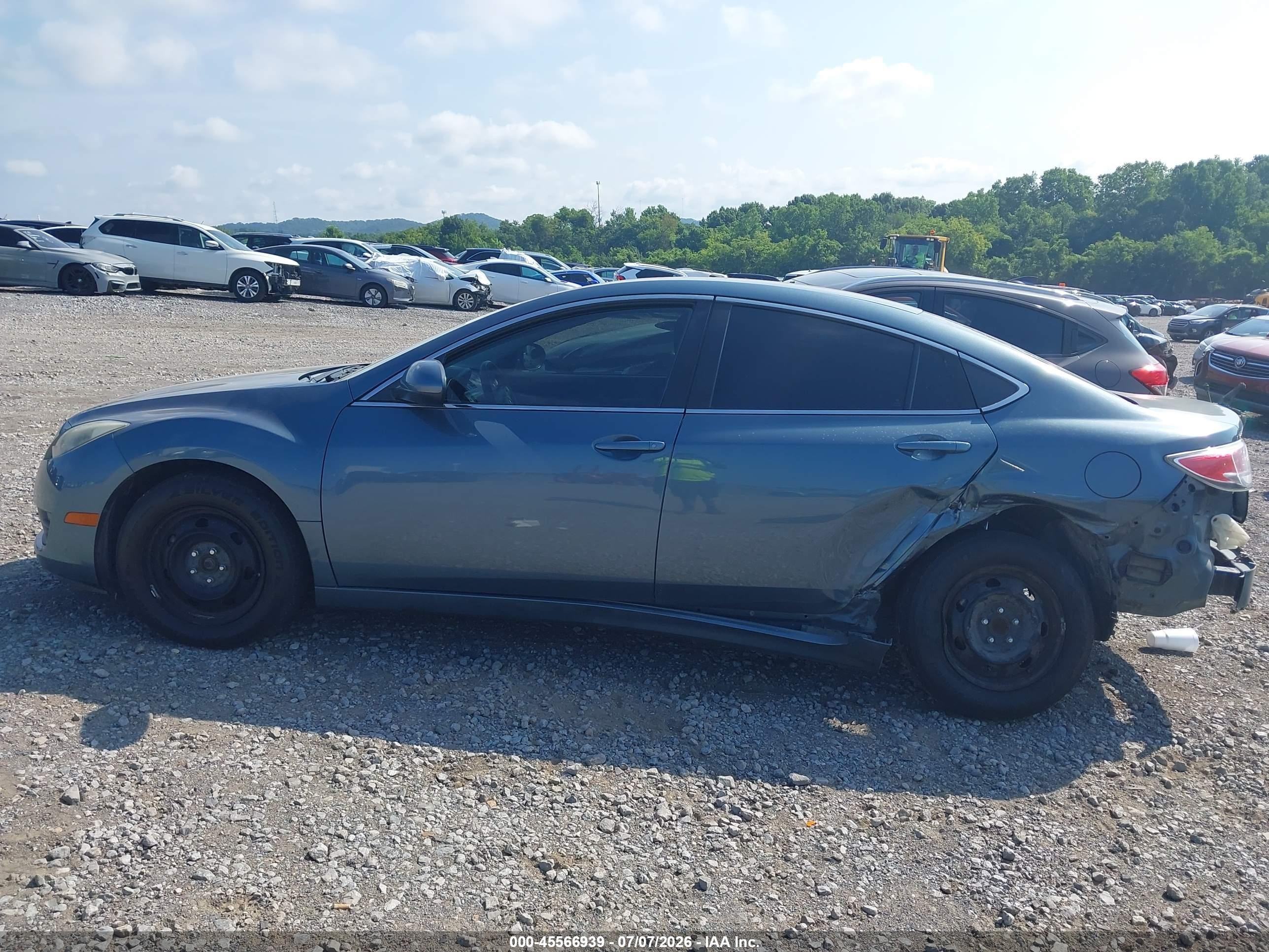 2013 Mazda Mazda6 I Sport Синий vin: 1YVHZ8BH0D5M14375