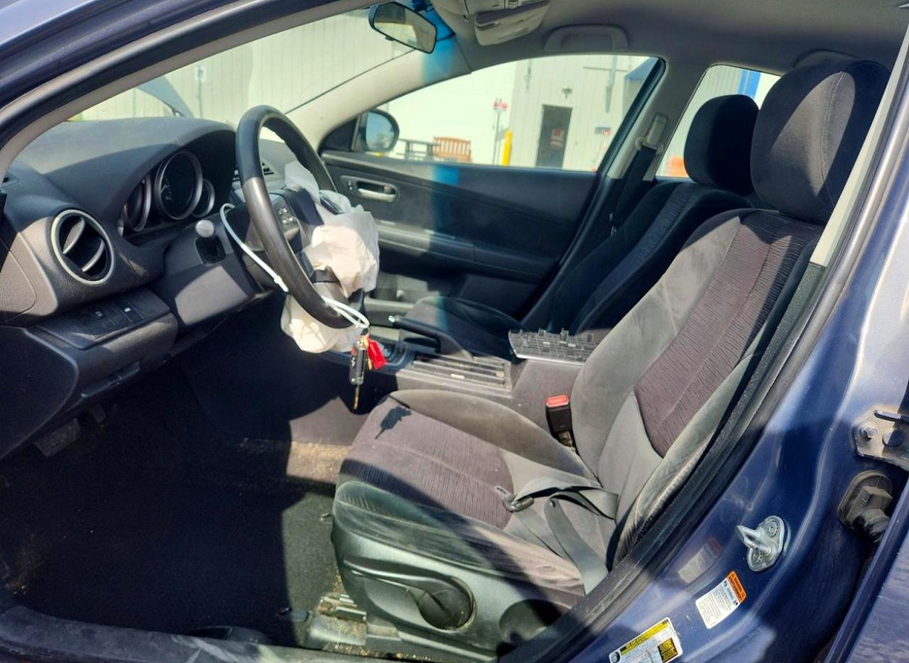 2010 Mazda 6 I Blue vin: 1YVHZ8BH1A5M21654