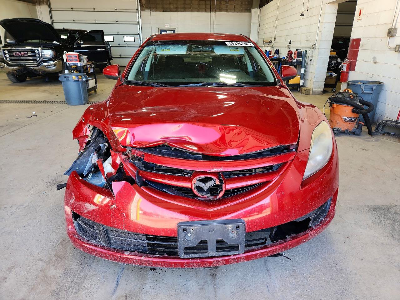 2010 Mazda 6 I Red vin: 1YVHZ8BH1A5M53472