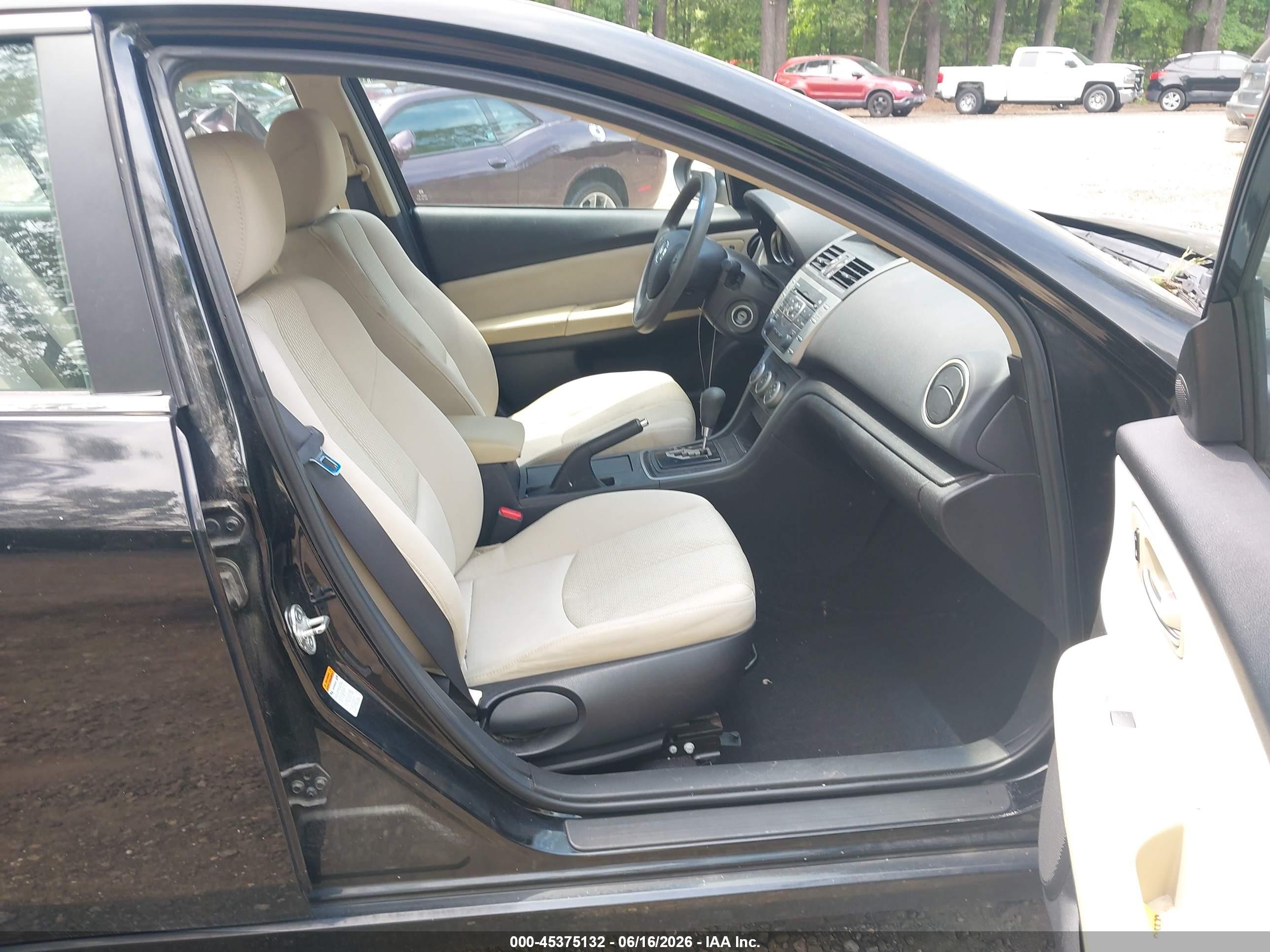 2012 Mazda Mazda6 I Sport Black vin: 1YVHZ8BH1C5M07370