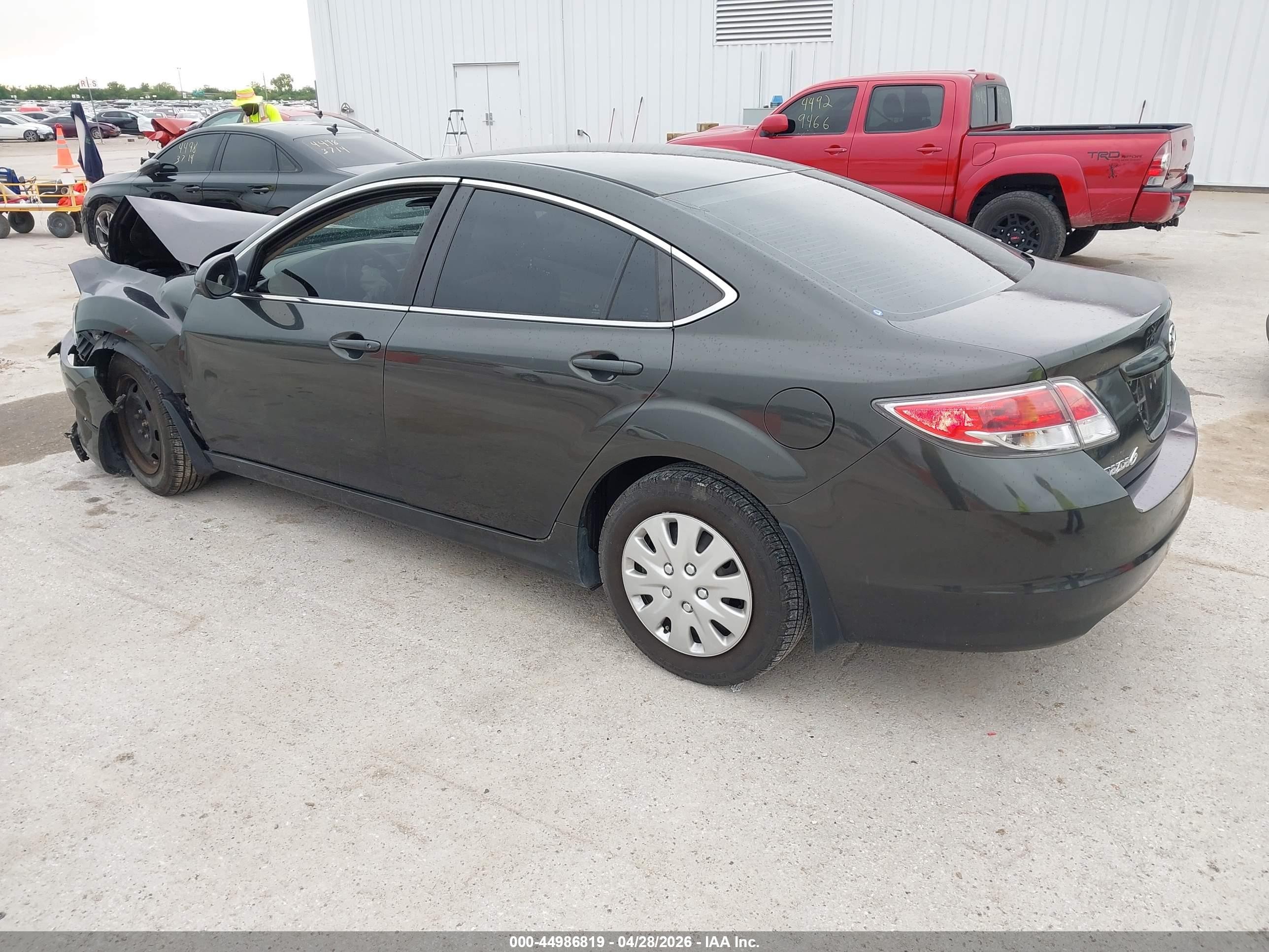 2013 Mazda Mazda6 I Sport Gray vin: 1YVHZ8BH1D5M09945