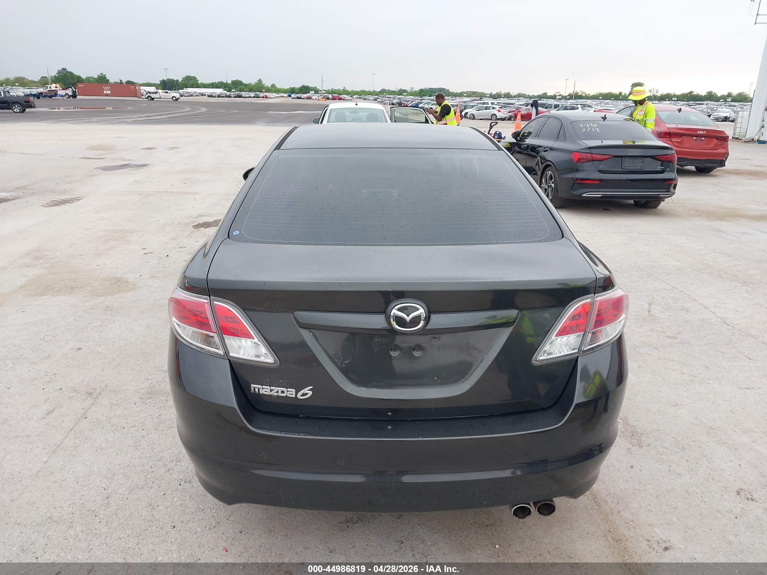 2013 Mazda Mazda6 I Sport Gray vin: 1YVHZ8BH1D5M09945