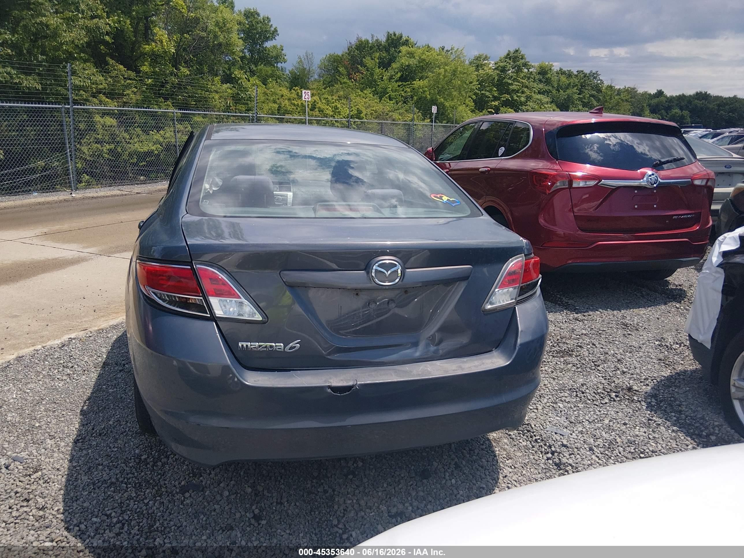 2010 Mazda Mazda6   Gray vin: 1YVHZ8BH2A5M33716
