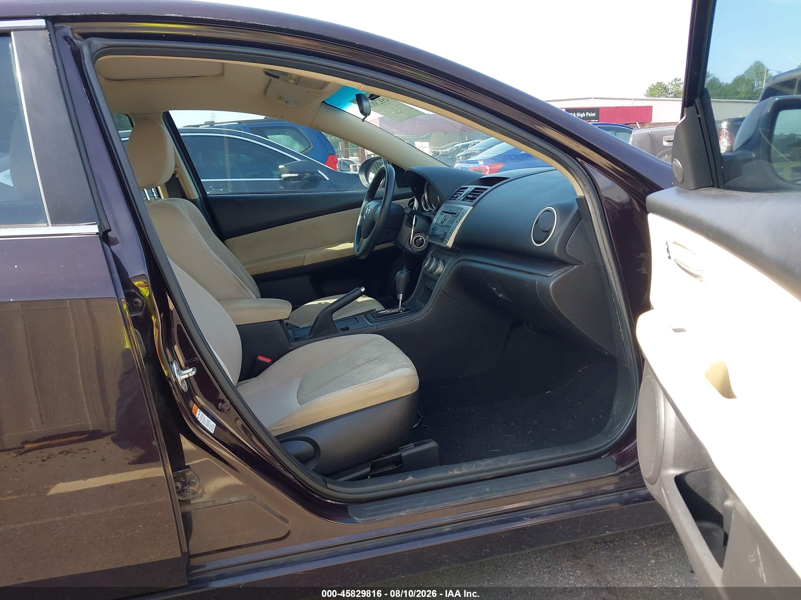 2011 Mazda Mazda6 I Sport Burgundy vin: 1YVHZ8BH2B5M09157