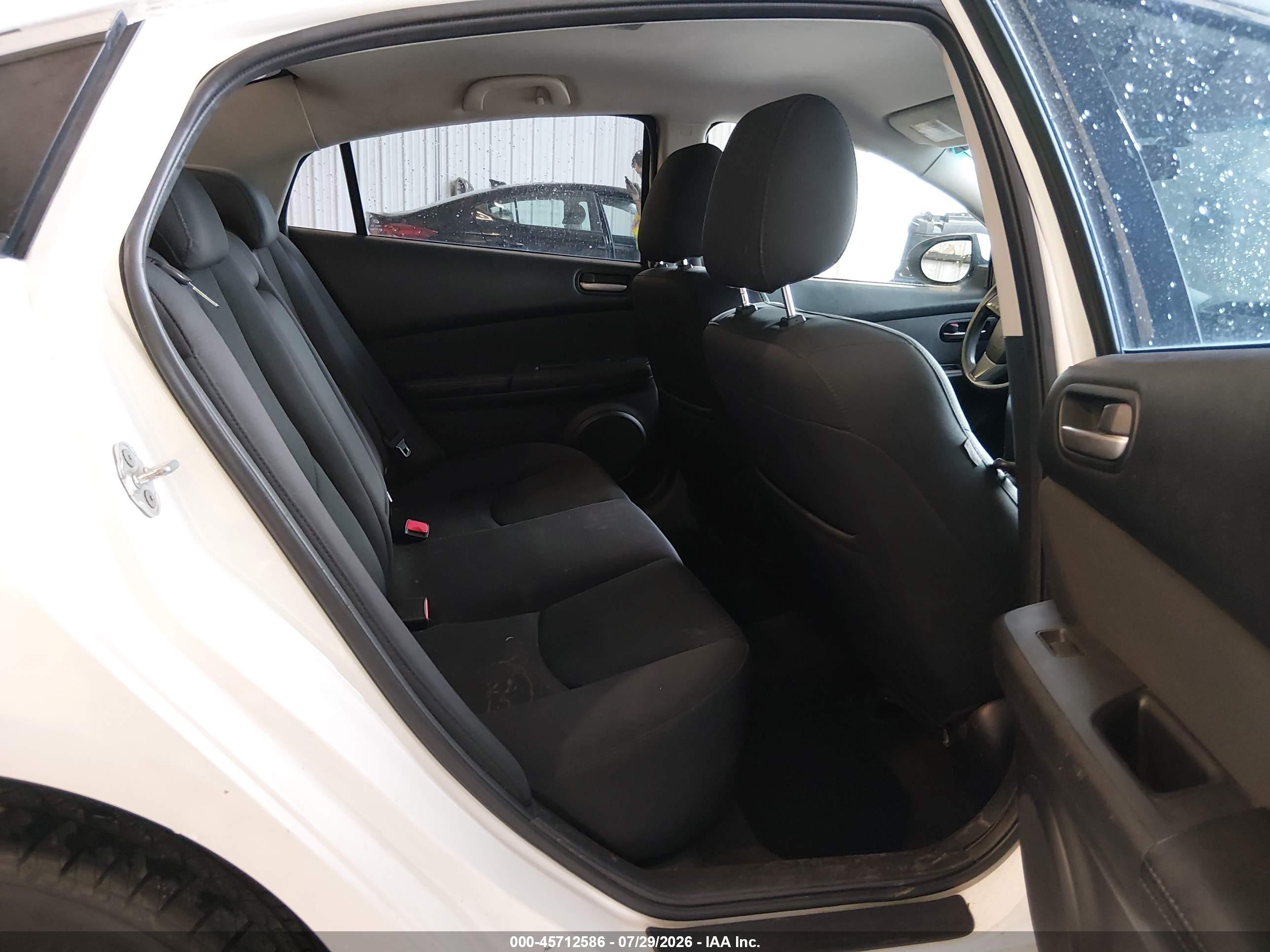 2011 Mazda Mazda6 I Sport White vin: 1YVHZ8BH2B5M11121