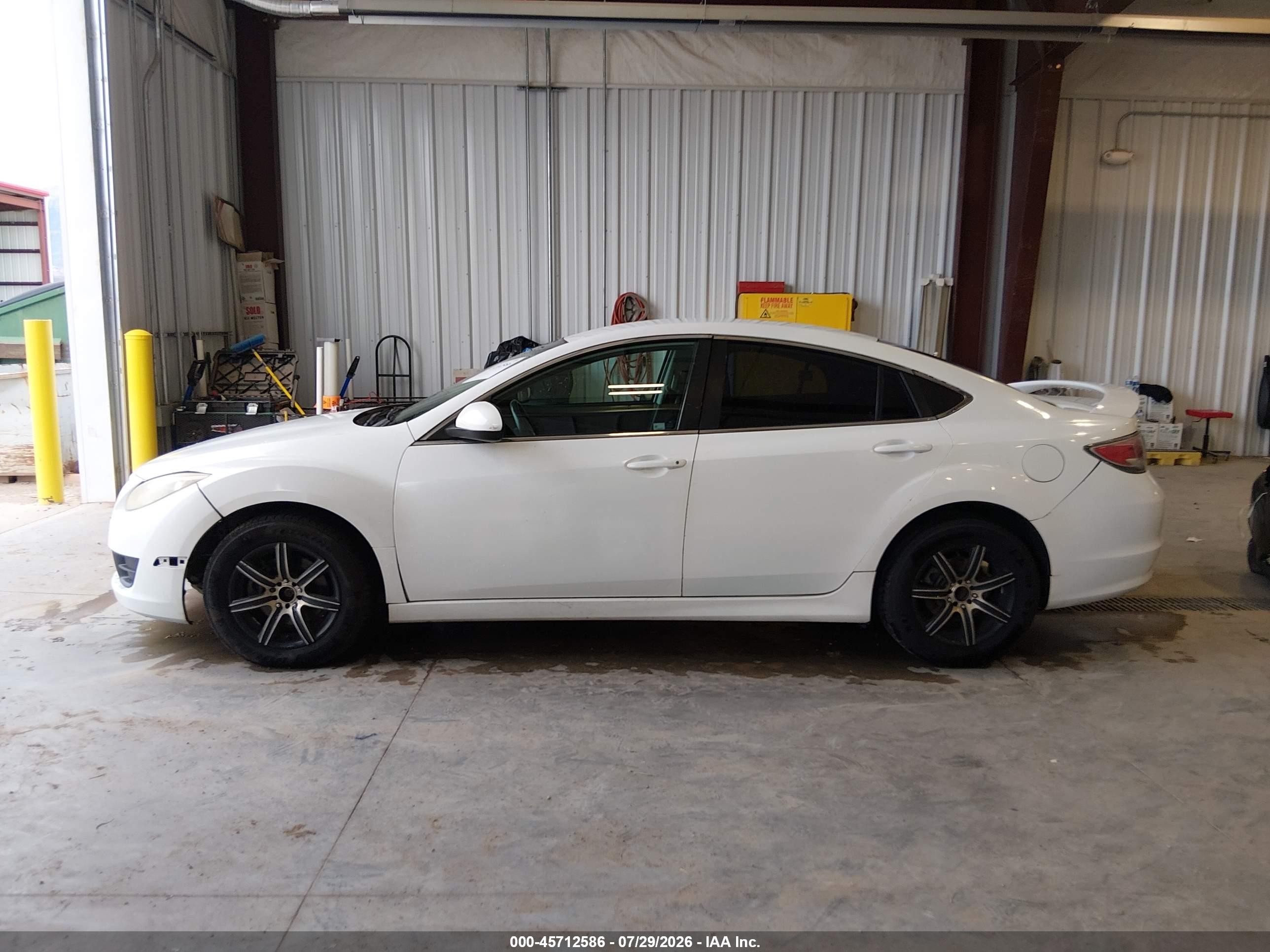2011 Mazda Mazda6 I Sport White vin: 1YVHZ8BH2B5M11121