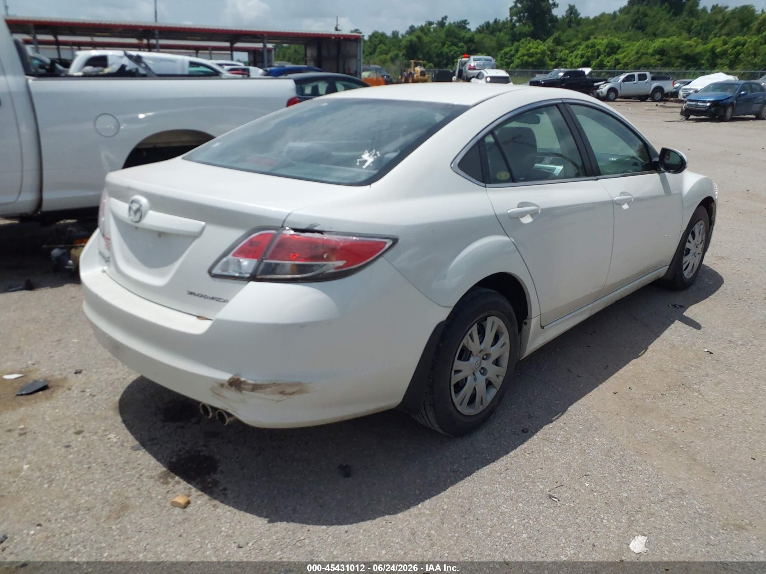 2011 Mazda Mazda6 I Sport White vin: 1YVHZ8BH2B5M27495