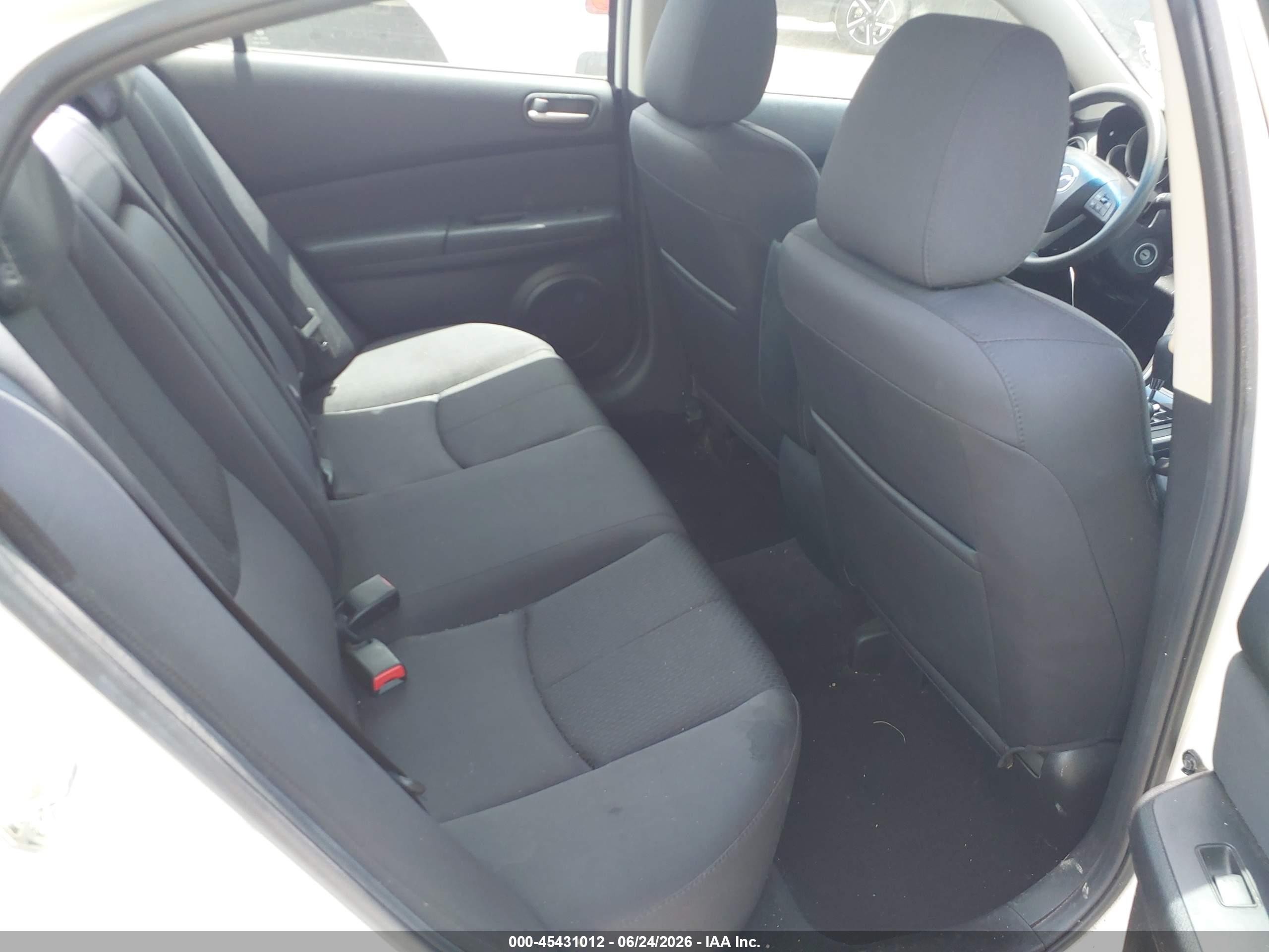 2011 Mazda Mazda6 I Sport White vin: 1YVHZ8BH2B5M27495