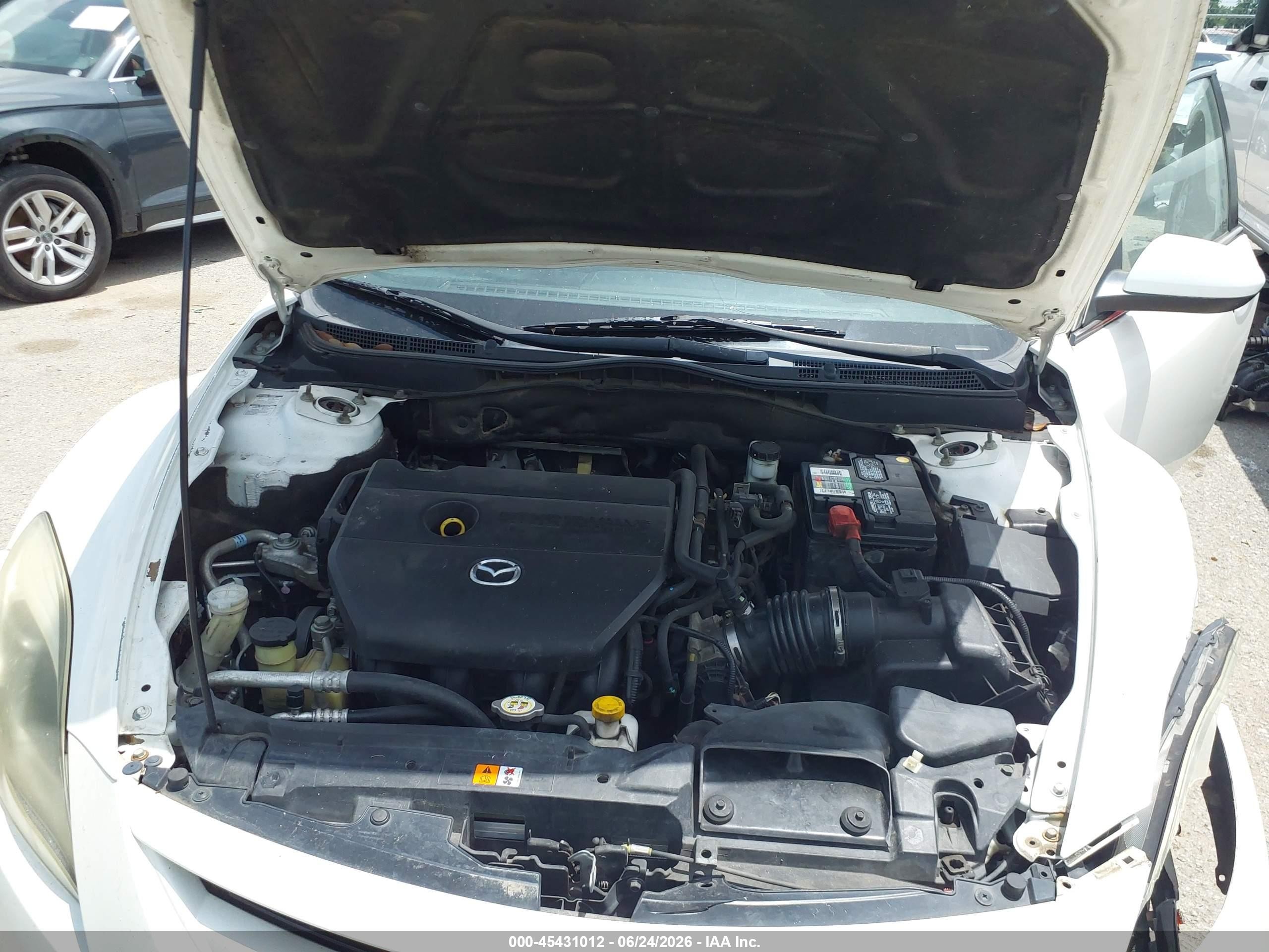 2011 Mazda Mazda6 I Sport White vin: 1YVHZ8BH2B5M27495