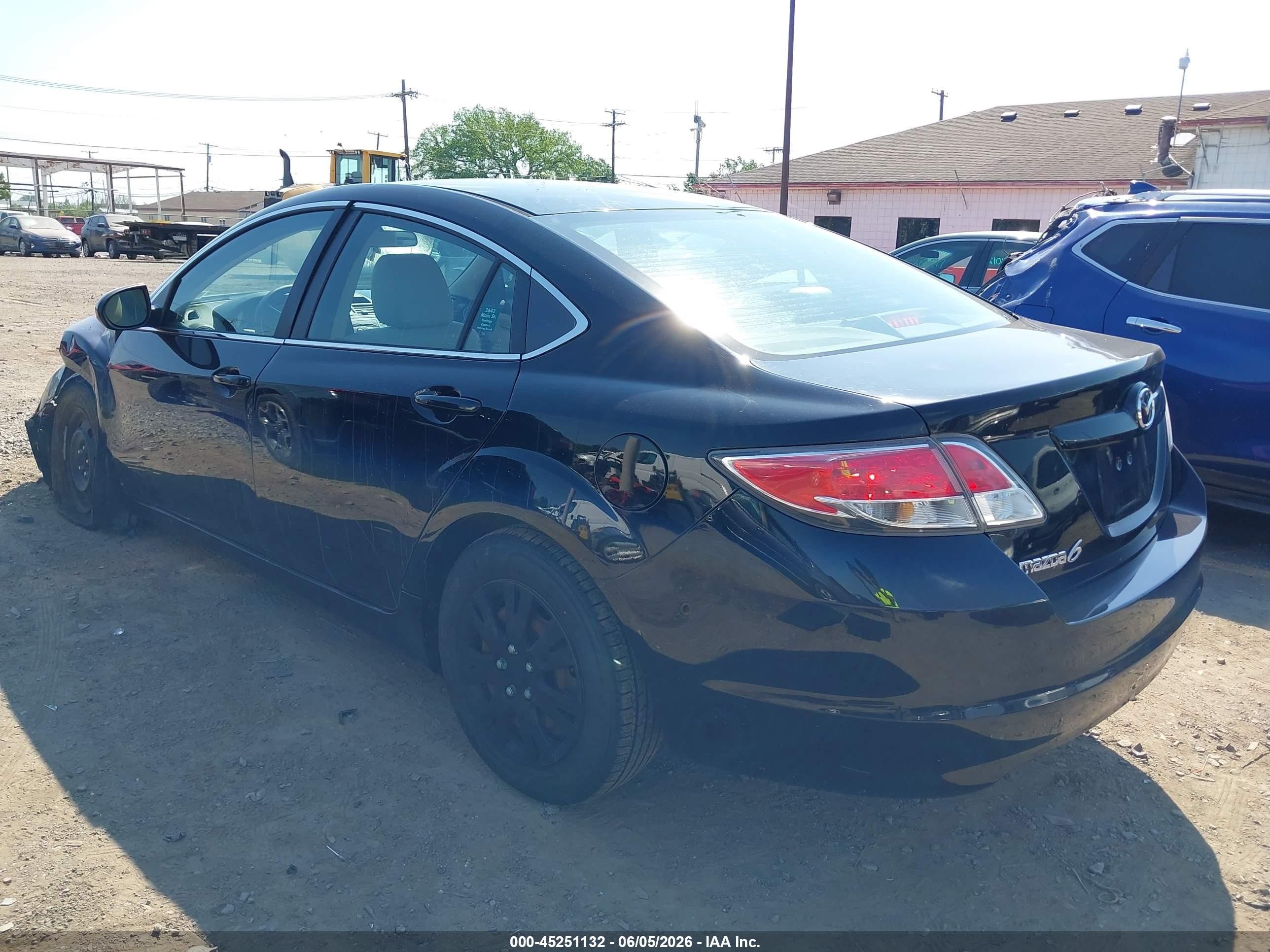 2013 Mazda Mazda6 I Sport Черный vin: 1YVHZ8BH2D5M06438