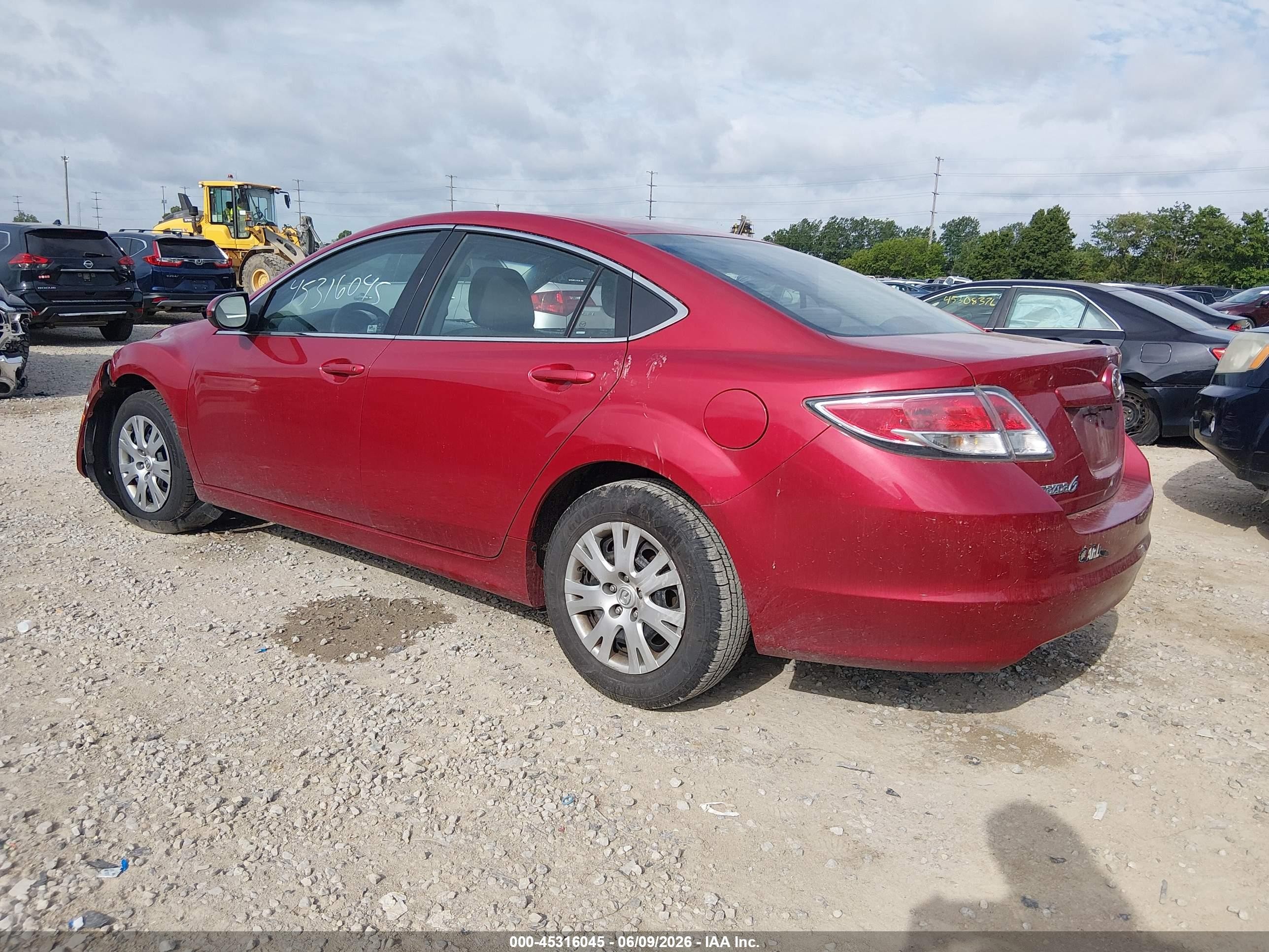 2013 Mazda Mazda6 I Sport Red vin: 1YVHZ8BH2D5M12272