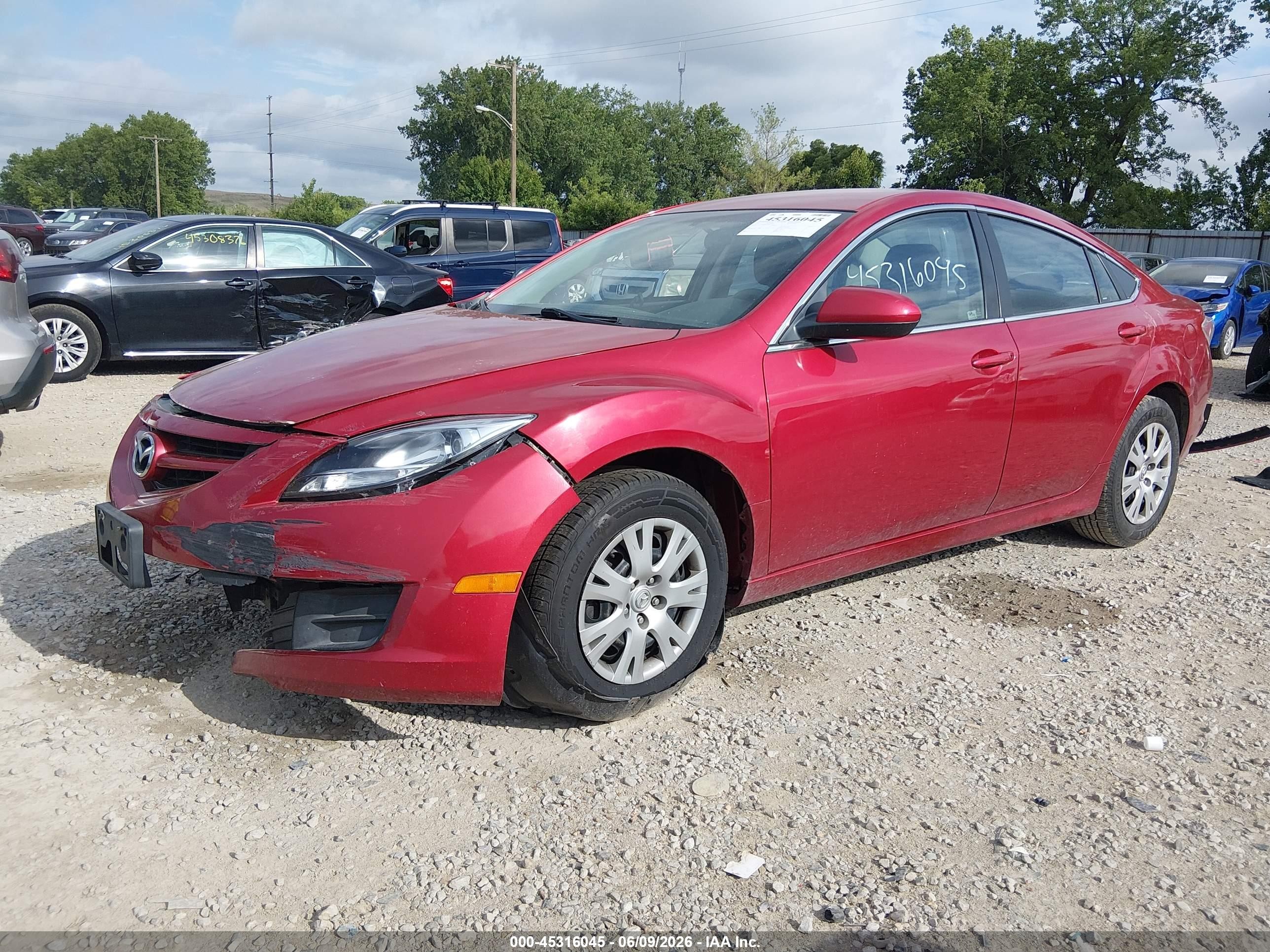 2013 Mazda Mazda6 I Sport Red vin: 1YVHZ8BH2D5M12272