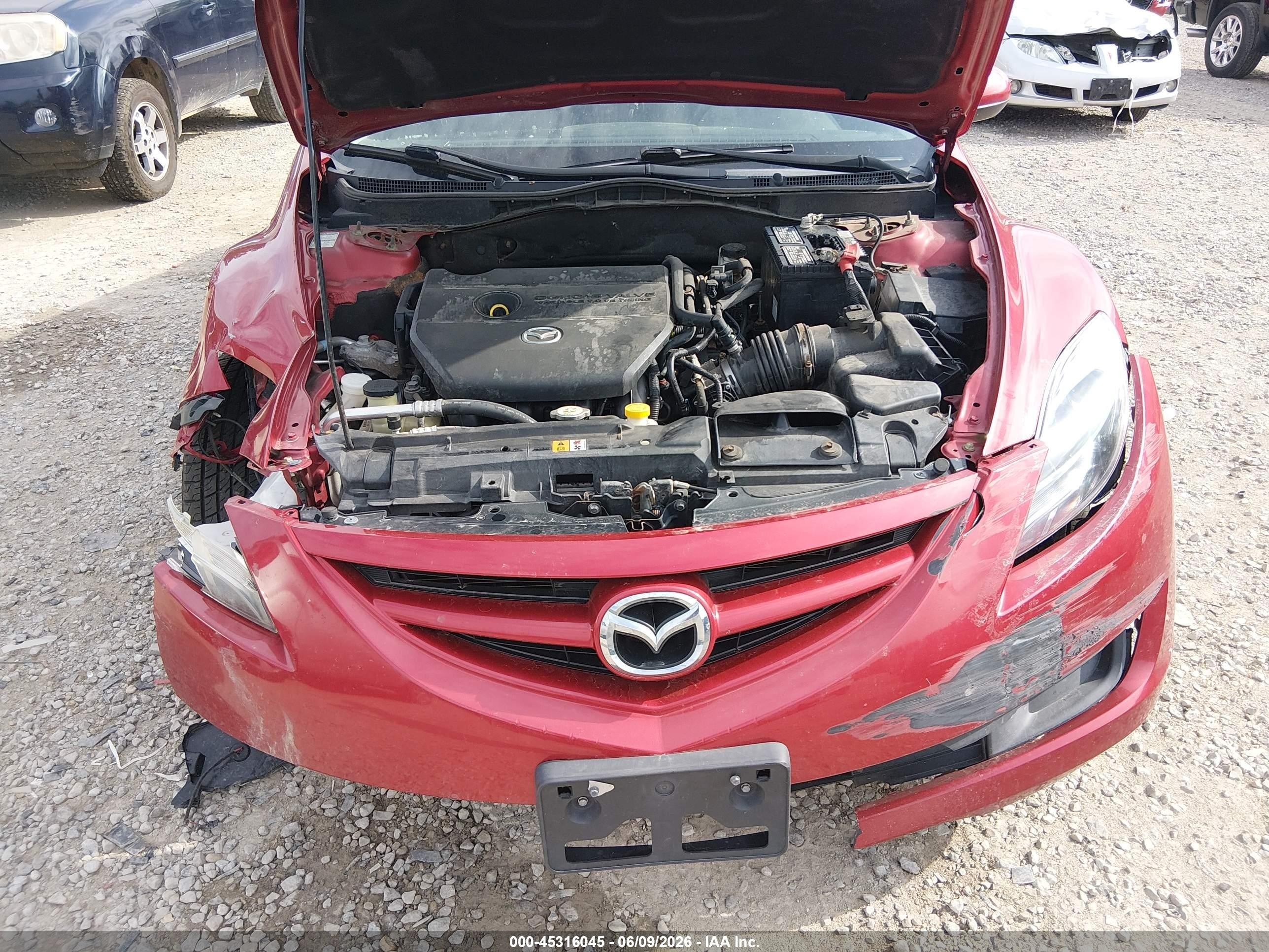 2013 Mazda Mazda6 I Sport Red vin: 1YVHZ8BH2D5M12272