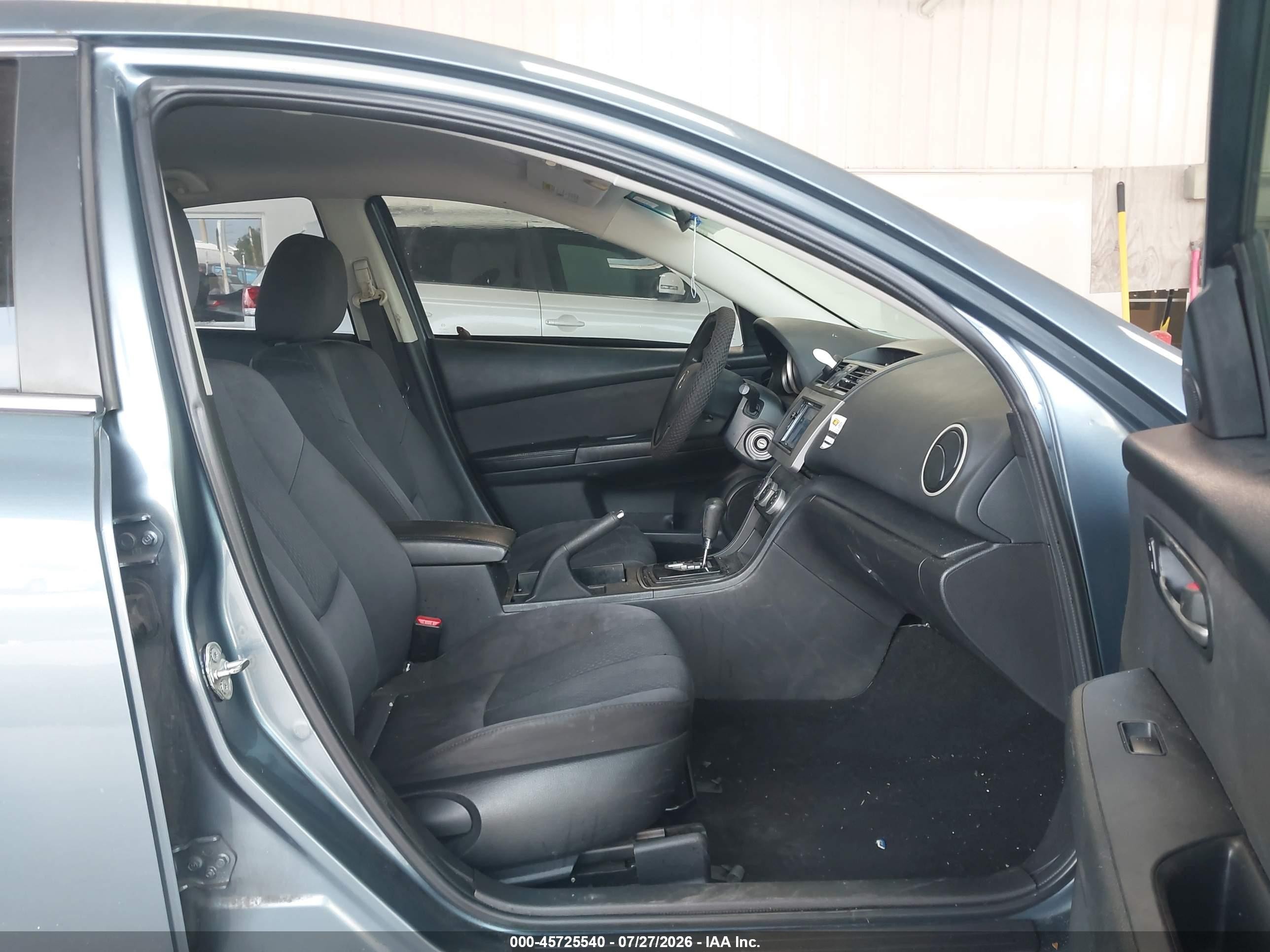 2013 Mazda Mazda6 I Sport Синий vin: 1YVHZ8BH2D5M12370