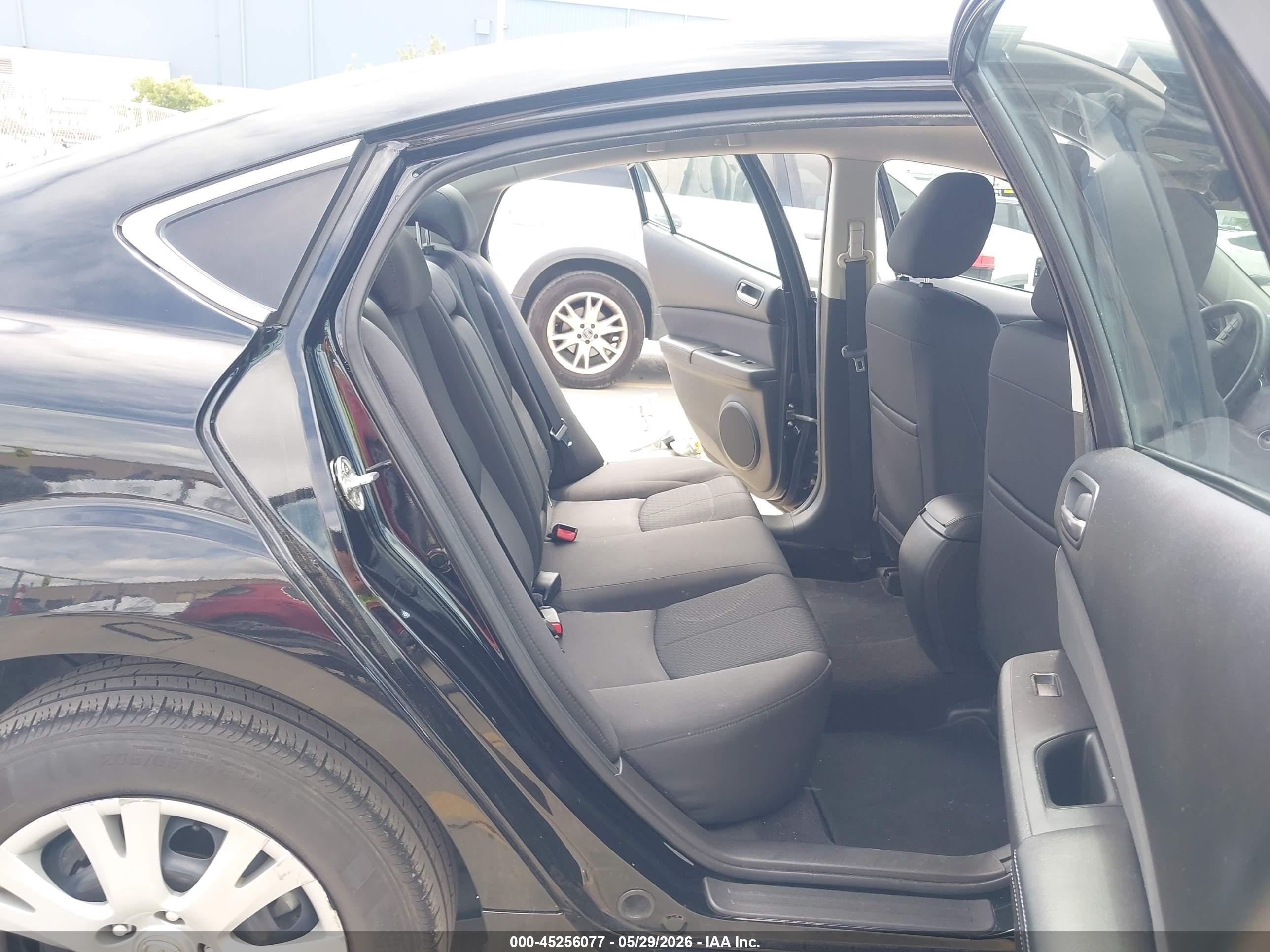 2013 Mazda Mazda6 I Sport Black vin: 1YVHZ8BH3D5M14063