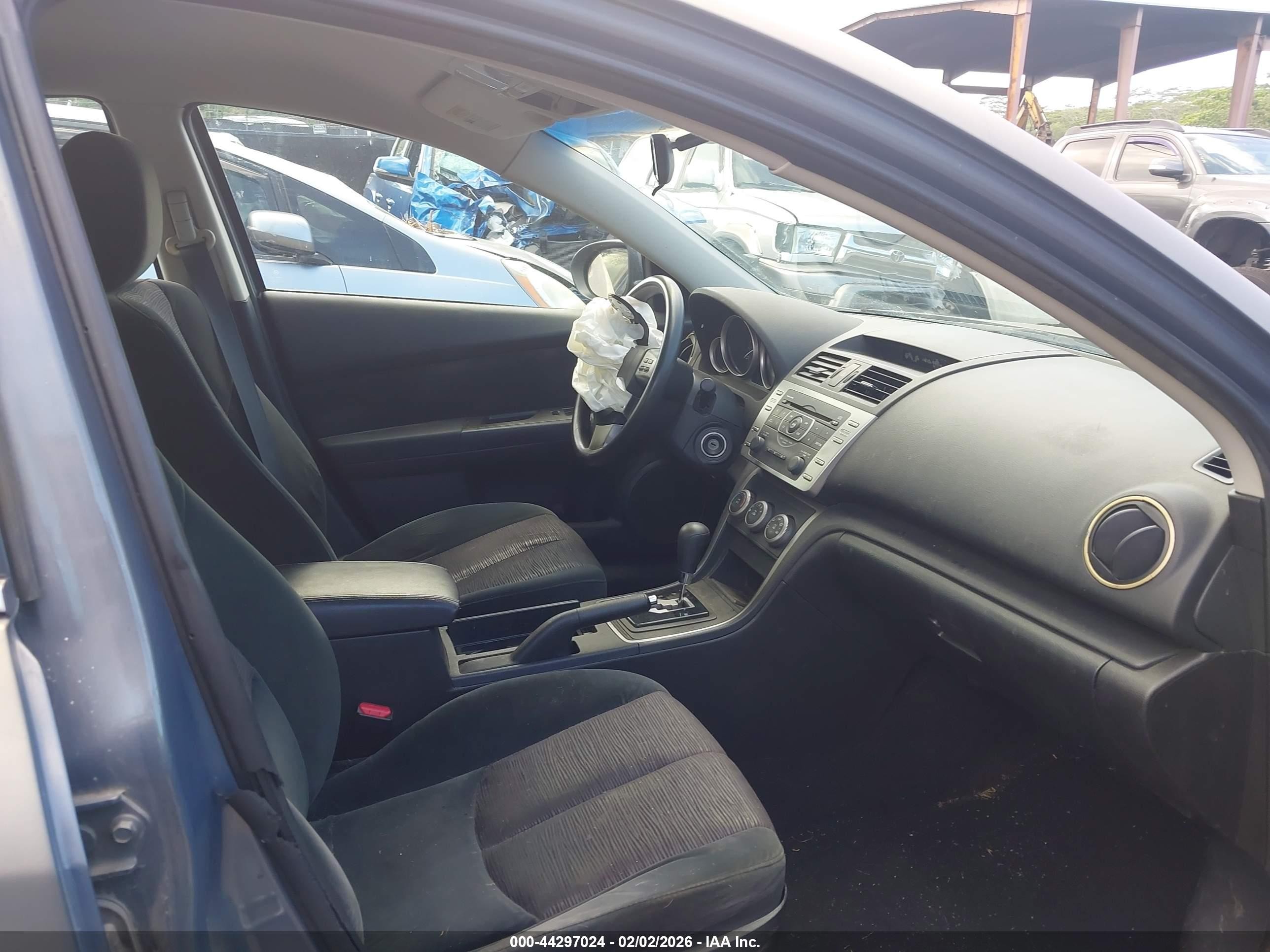 2010 Mazda Mazda6 I Sport Blue vin: 1YVHZ8BH4A5M15931