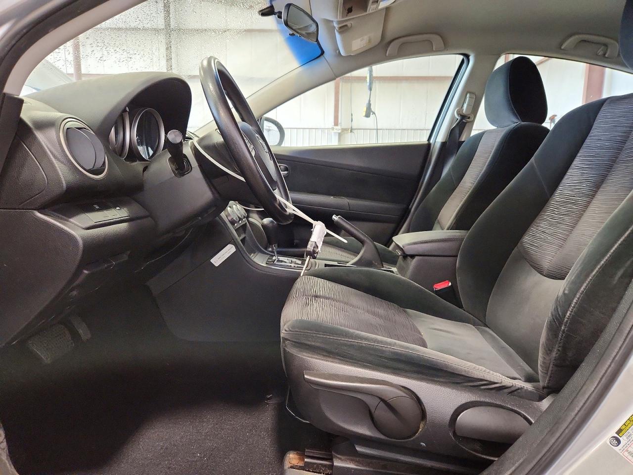 2010 Mazda 6 I Серебряный vin: 1YVHZ8BH4A5M18439