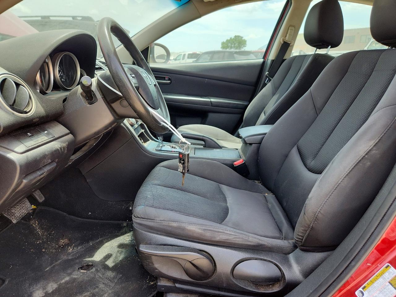 2011 Mazda 6 I Red vin: 1YVHZ8BH4B5M00363