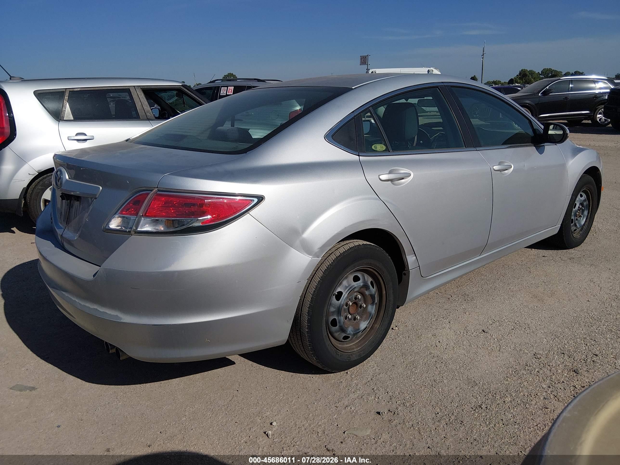 2011 Mazda Mazda6 I Sport Silver vin: 1YVHZ8BH4B5M13002