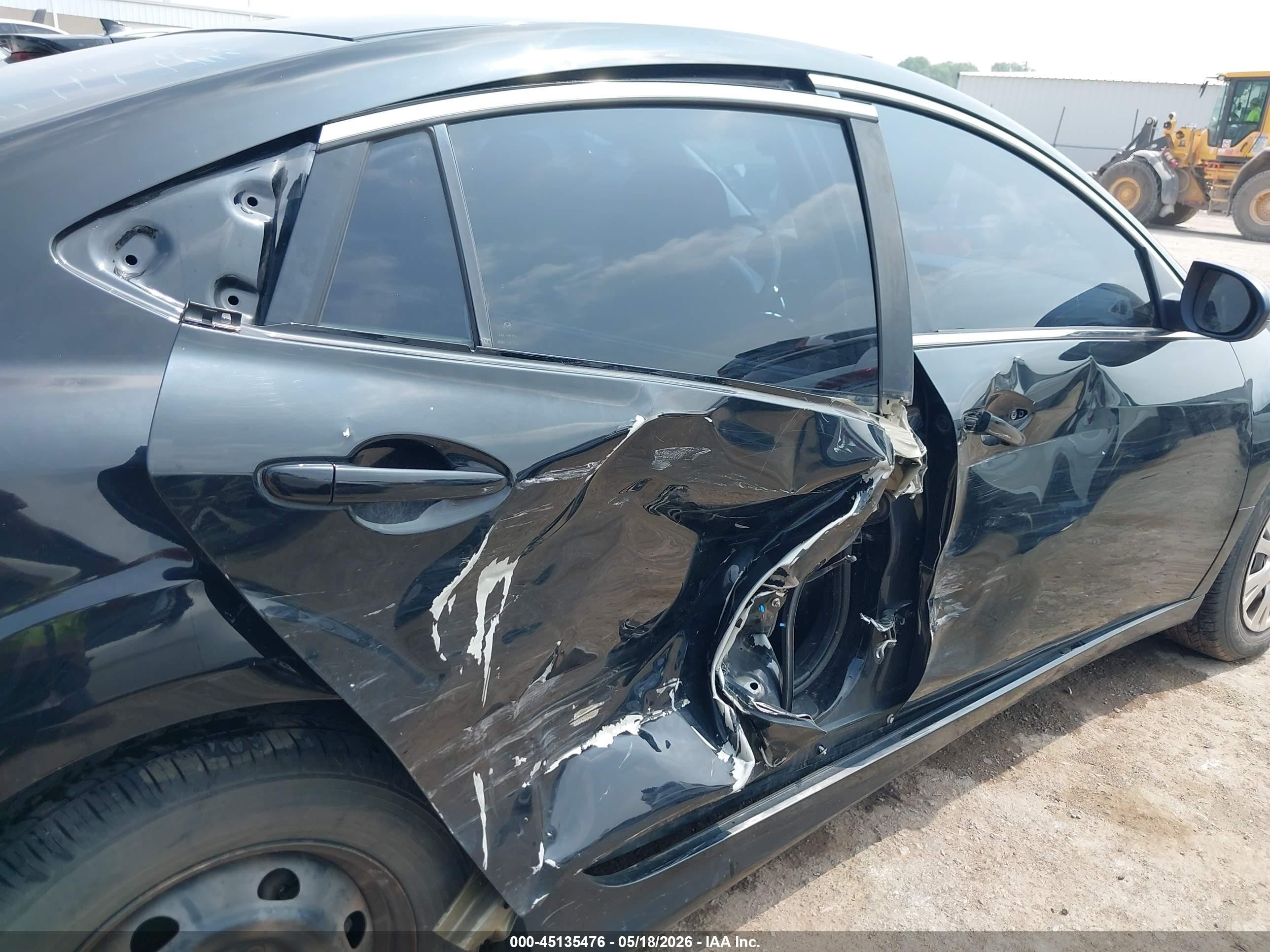 2013 Mazda Mazda6 I Sport Черный vin: 1YVHZ8BH4D5M01788