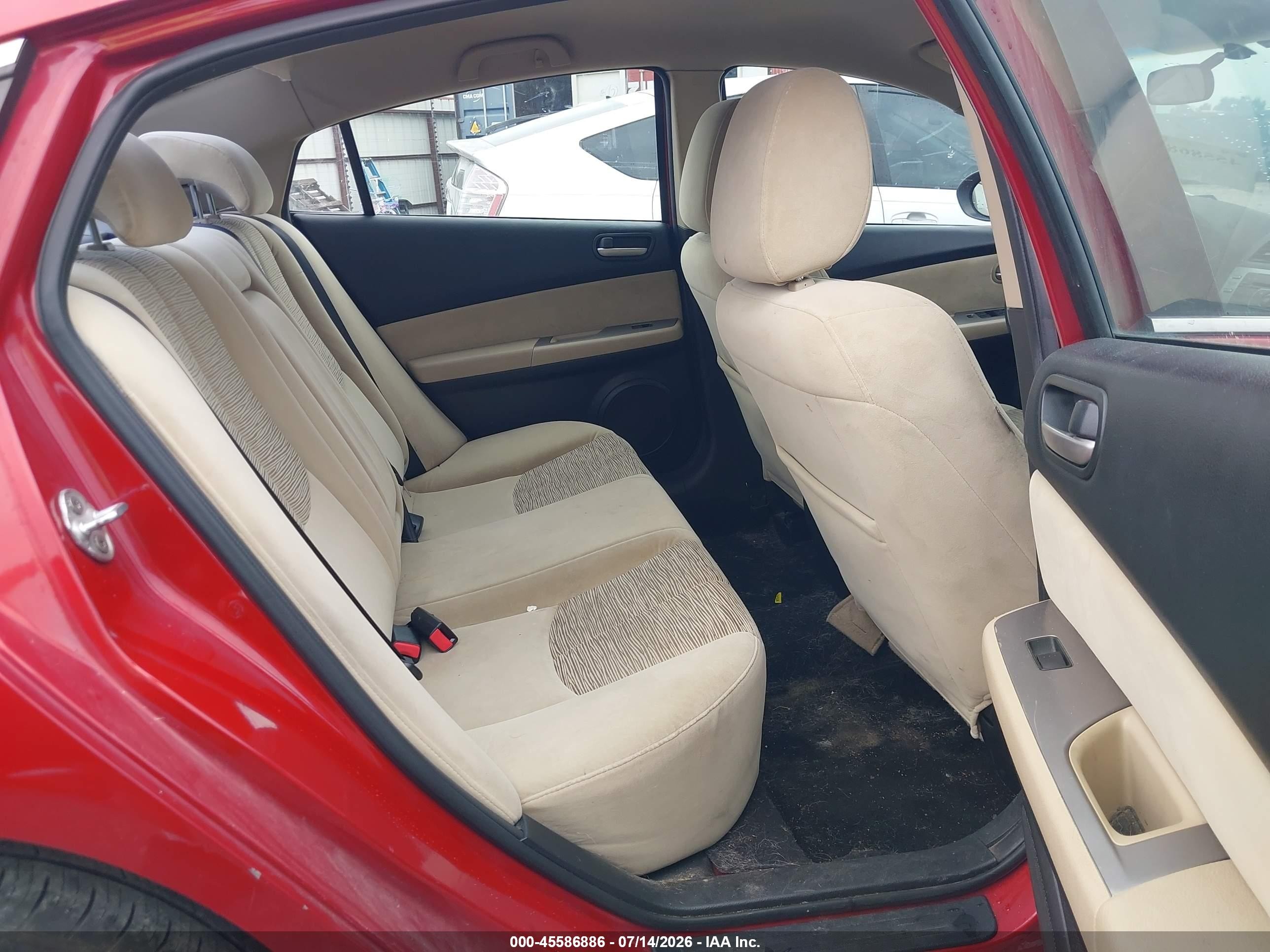 2010 Mazda Mazda6 I Sport Red vin: 1YVHZ8BH5A5M21639