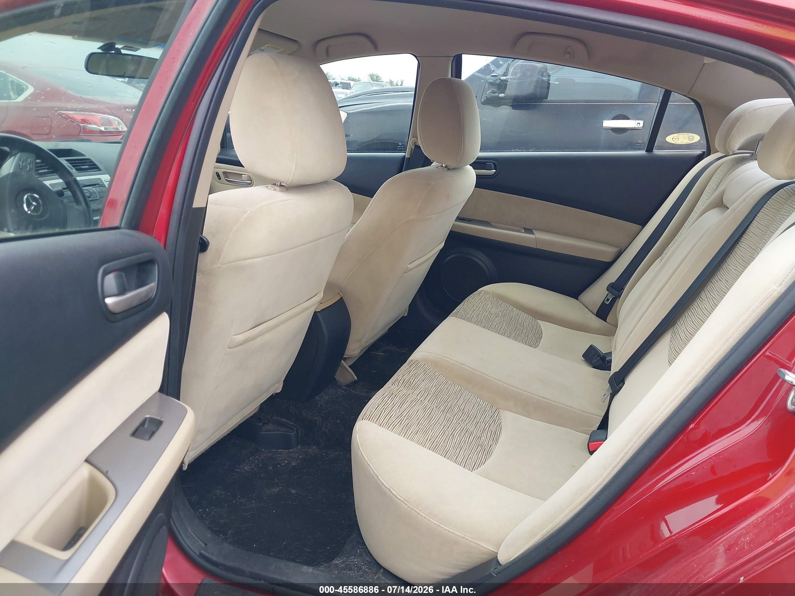 2010 Mazda Mazda6 I Sport Red vin: 1YVHZ8BH5A5M21639