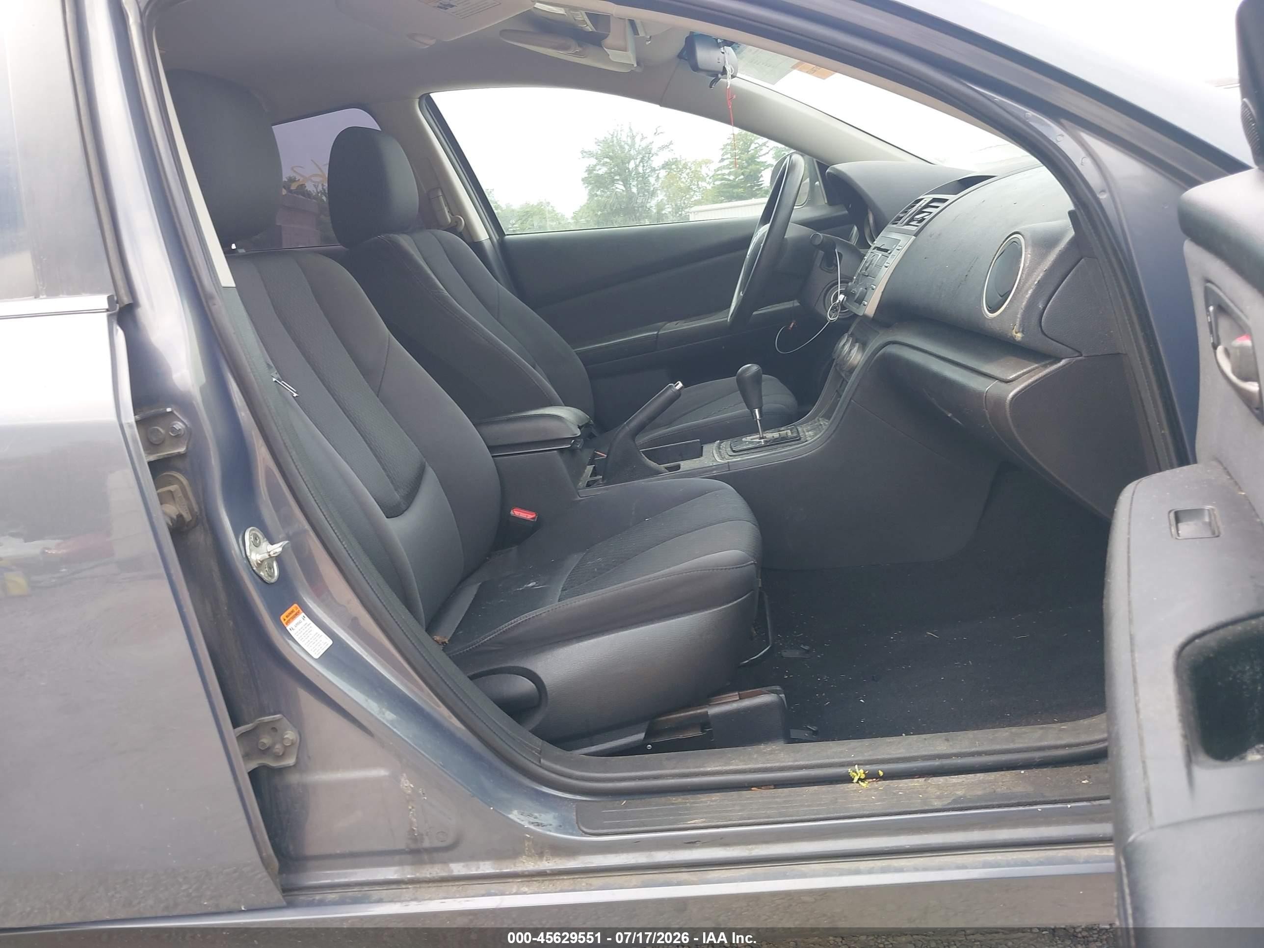 2011 Mazda Mazda6 I Sport Gray vin: 1YVHZ8BH5B5M00744