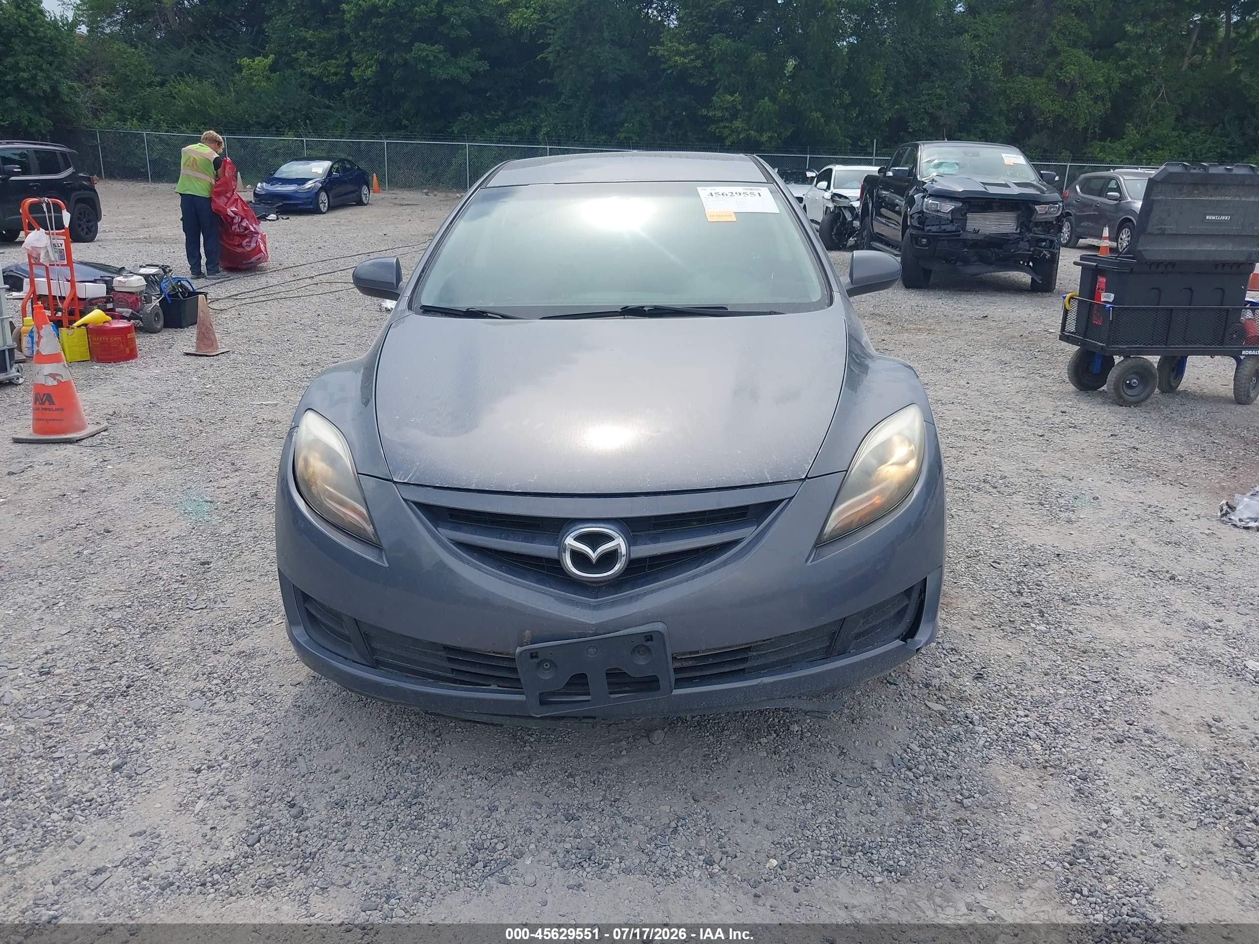 2011 Mazda Mazda6 I Sport Gray vin: 1YVHZ8BH5B5M00744