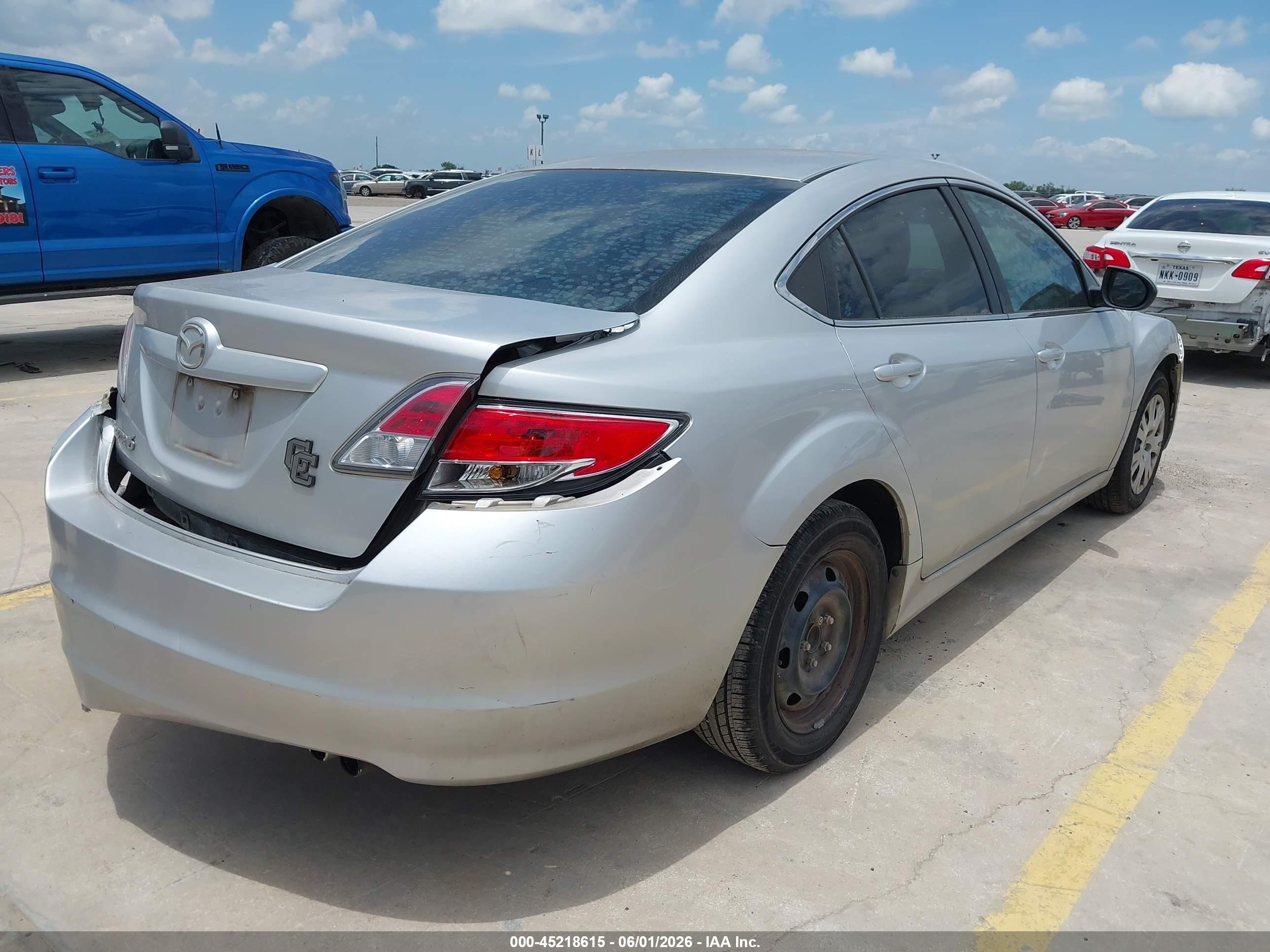 2013 Mazda Mazda6 I Sport Silver vin: 1YVHZ8BH6D5M14218