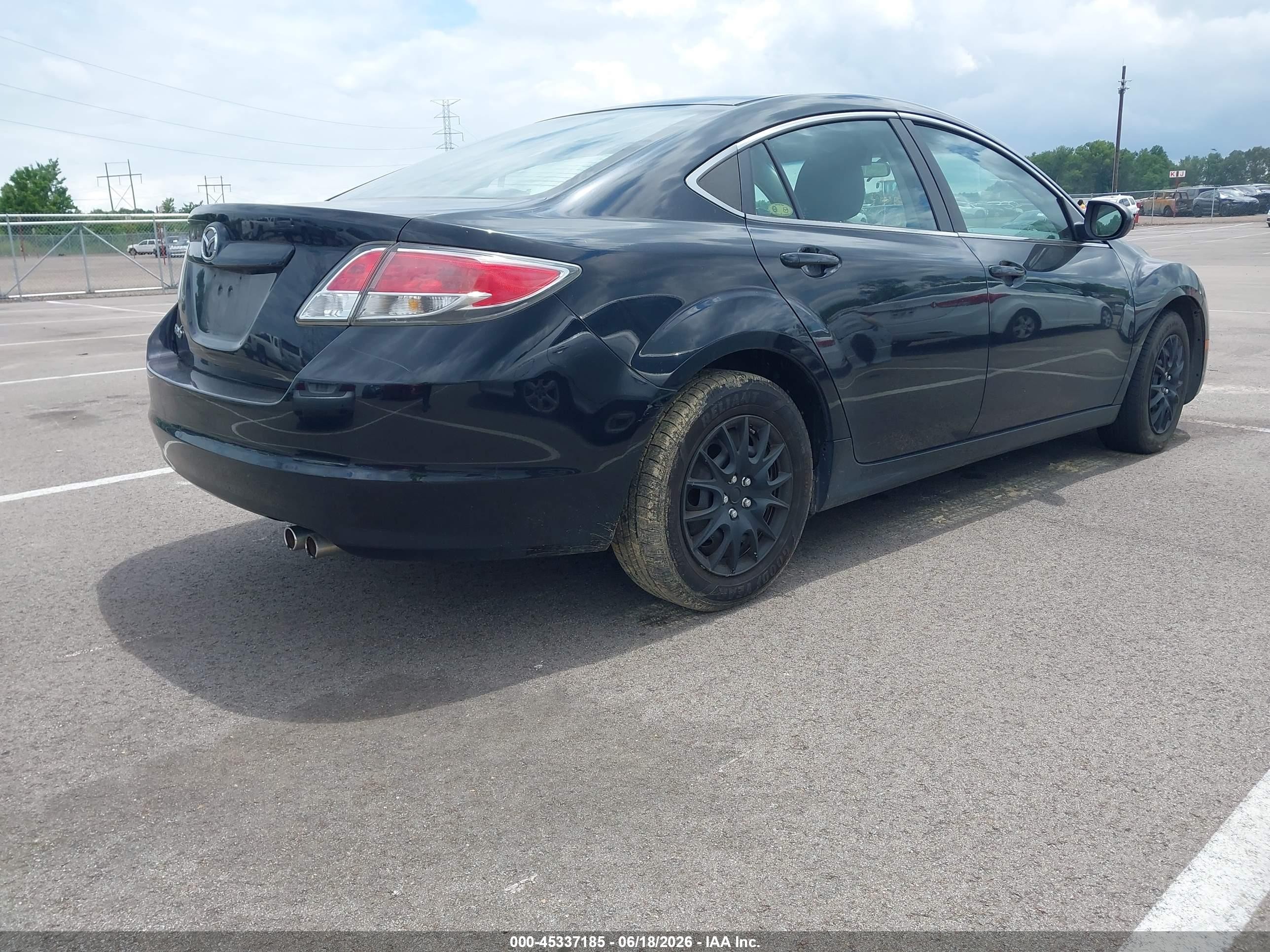 2013 Mazda Mazda6 I Sport Black vin: 1YVHZ8BH6D5M16633