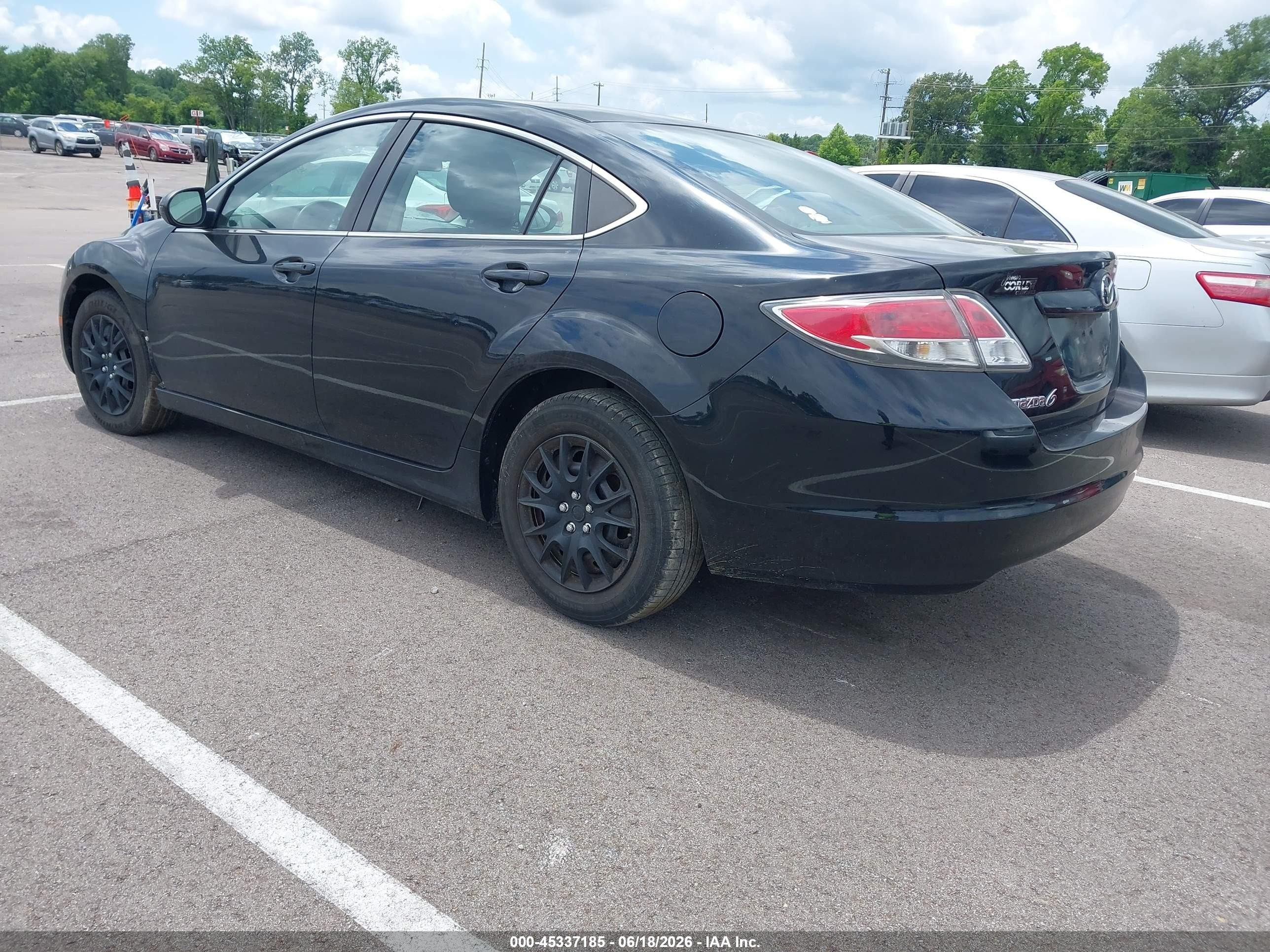 2013 Mazda Mazda6 I Sport Black vin: 1YVHZ8BH6D5M16633