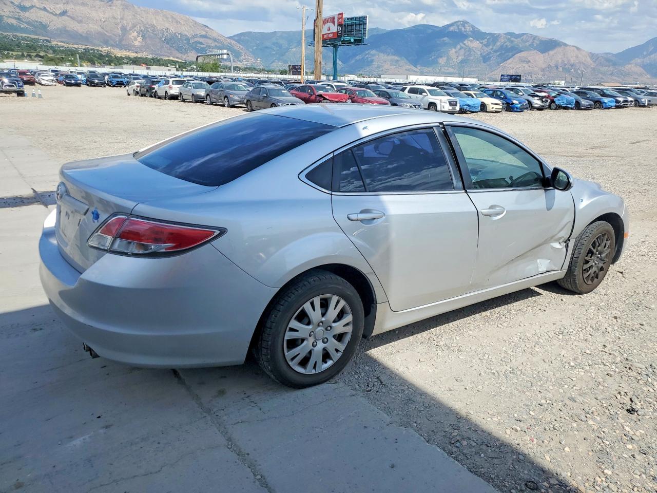 2013 Mazda 6 Sport Silver vin: 1YVHZ8BH6D5M17037