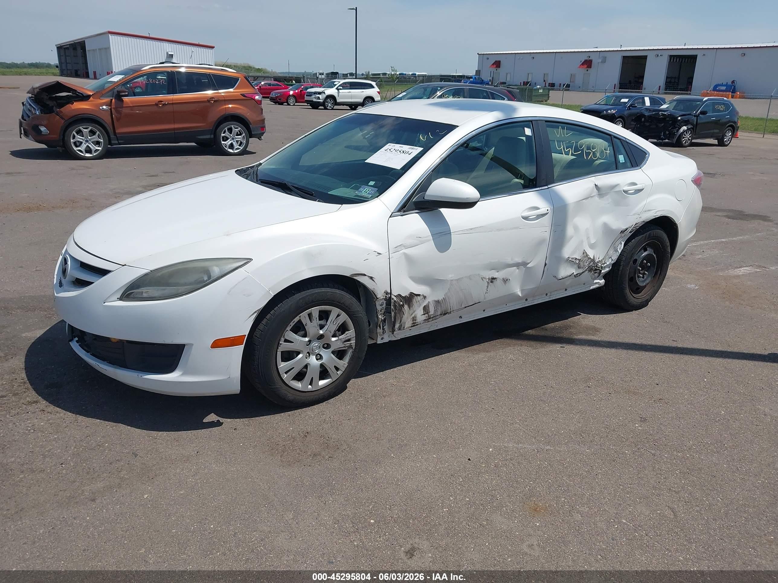2011 Mazda Mazda6 I Sport White vin: 1YVHZ8BH7B5M18517