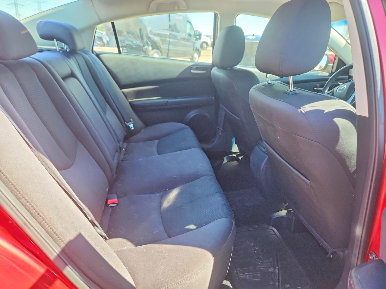 2013 Mazda 6 Sport Red vin: 1YVHZ8BH7D5M06306