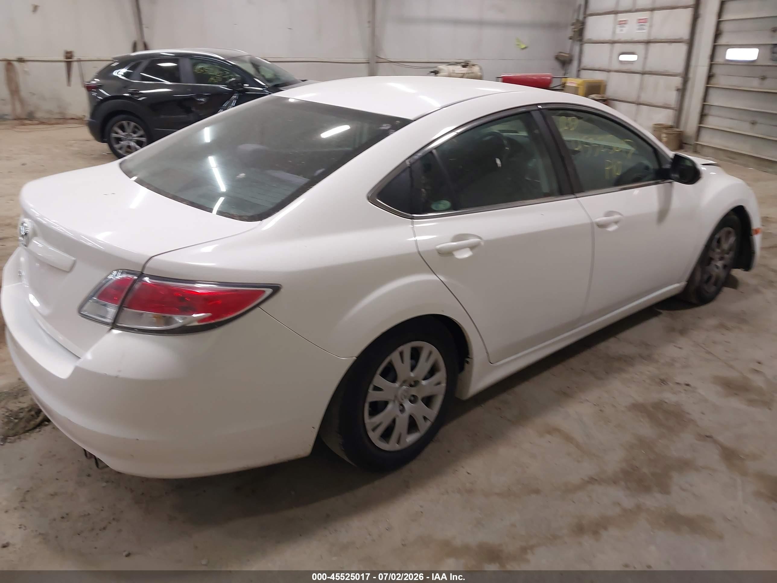 2010 Mazda Mazda6 I Sport White vin: 1YVHZ8BH8A5M14250