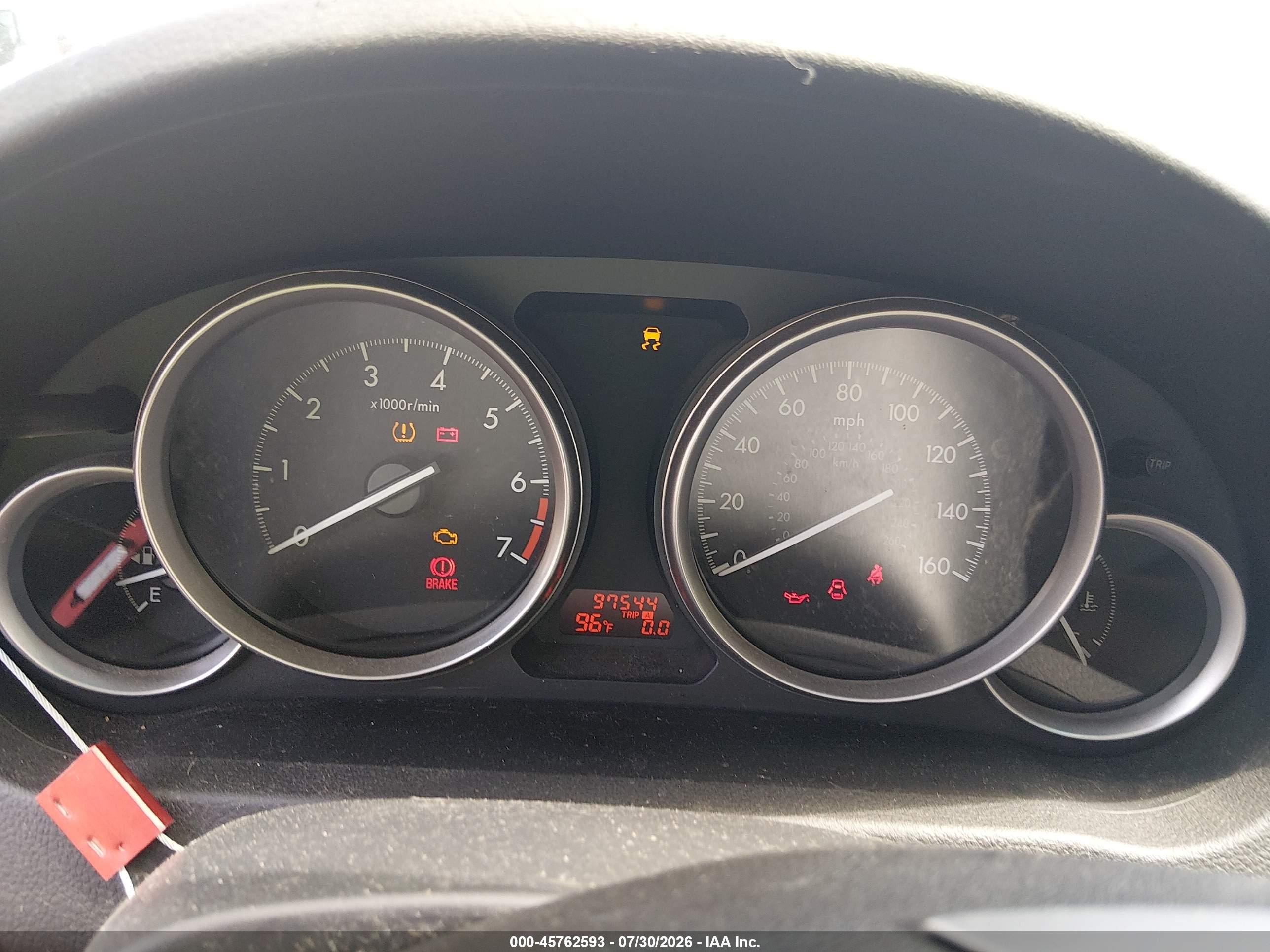 2010 Mazda Mazda6 I Sport Серебряный vin: 1YVHZ8BH8A5M24633