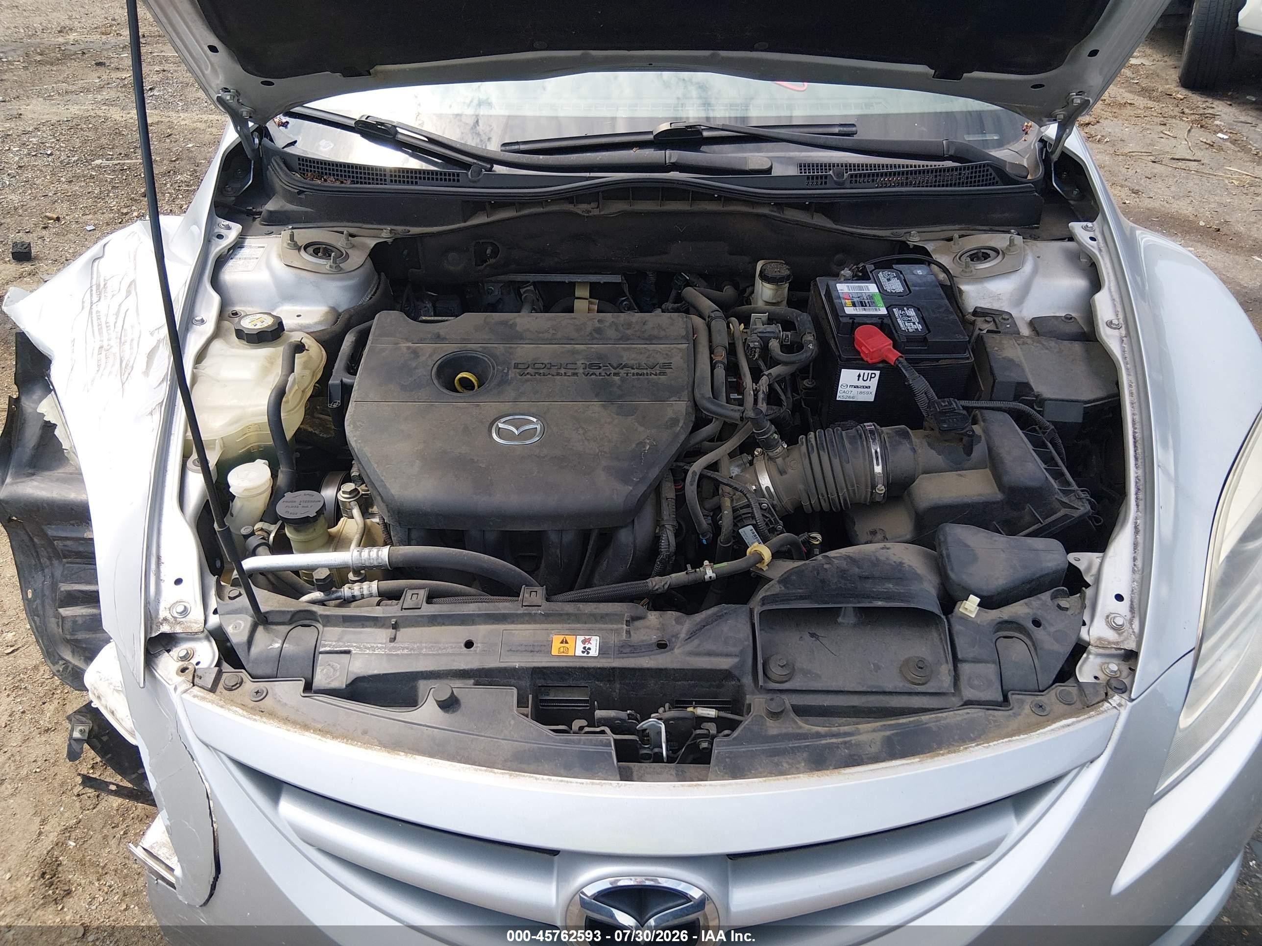 2010 Mazda Mazda6 I Sport Серебряный vin: 1YVHZ8BH8A5M24633
