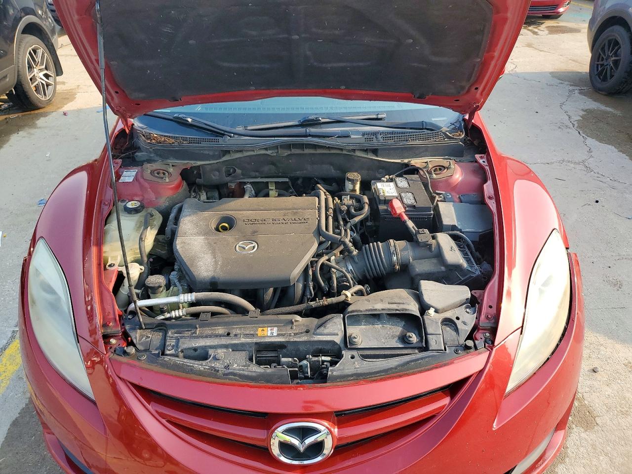 2010 Mazda 6 I Red vin: 1YVHZ8BH8A5M46731