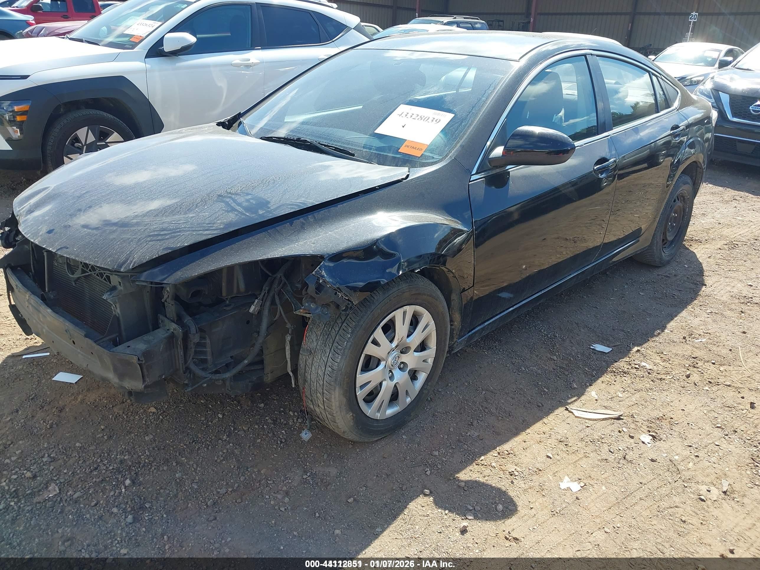 2011 Mazda Mazda6 I Sport Черный vin: 1YVHZ8BH8B5M11172